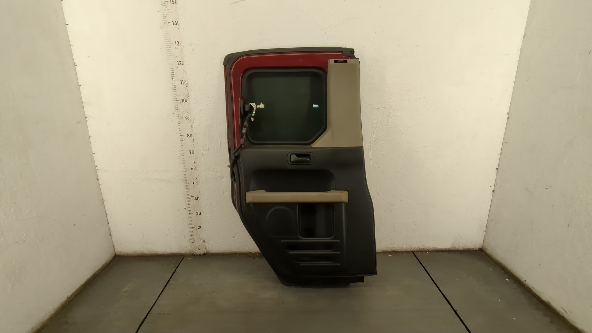 Дверь задняя левая