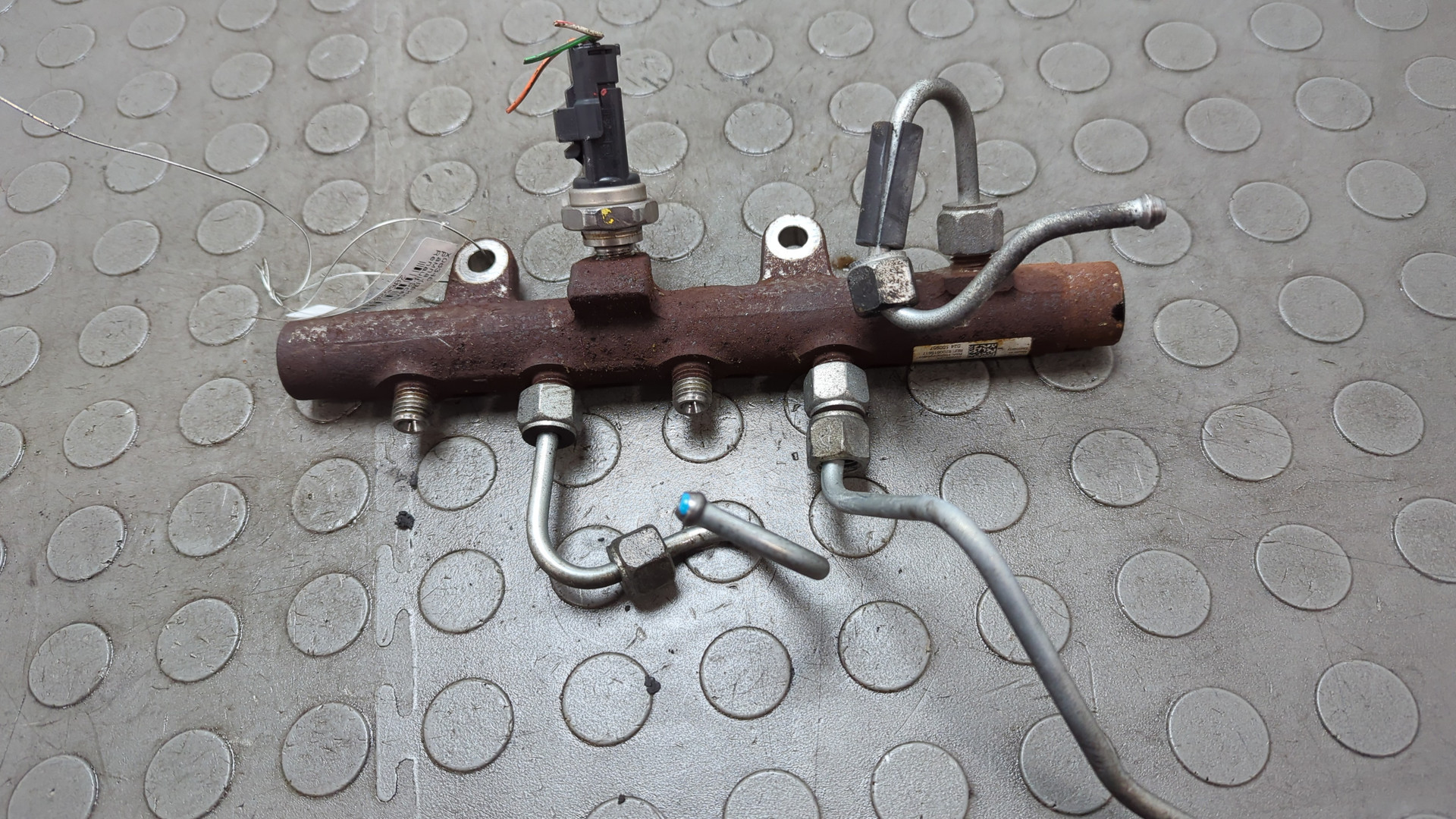 Рейка топливная (рампа)