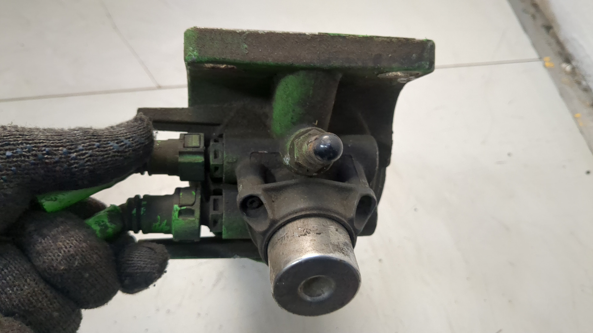 Насос электрический (доп.помпа)