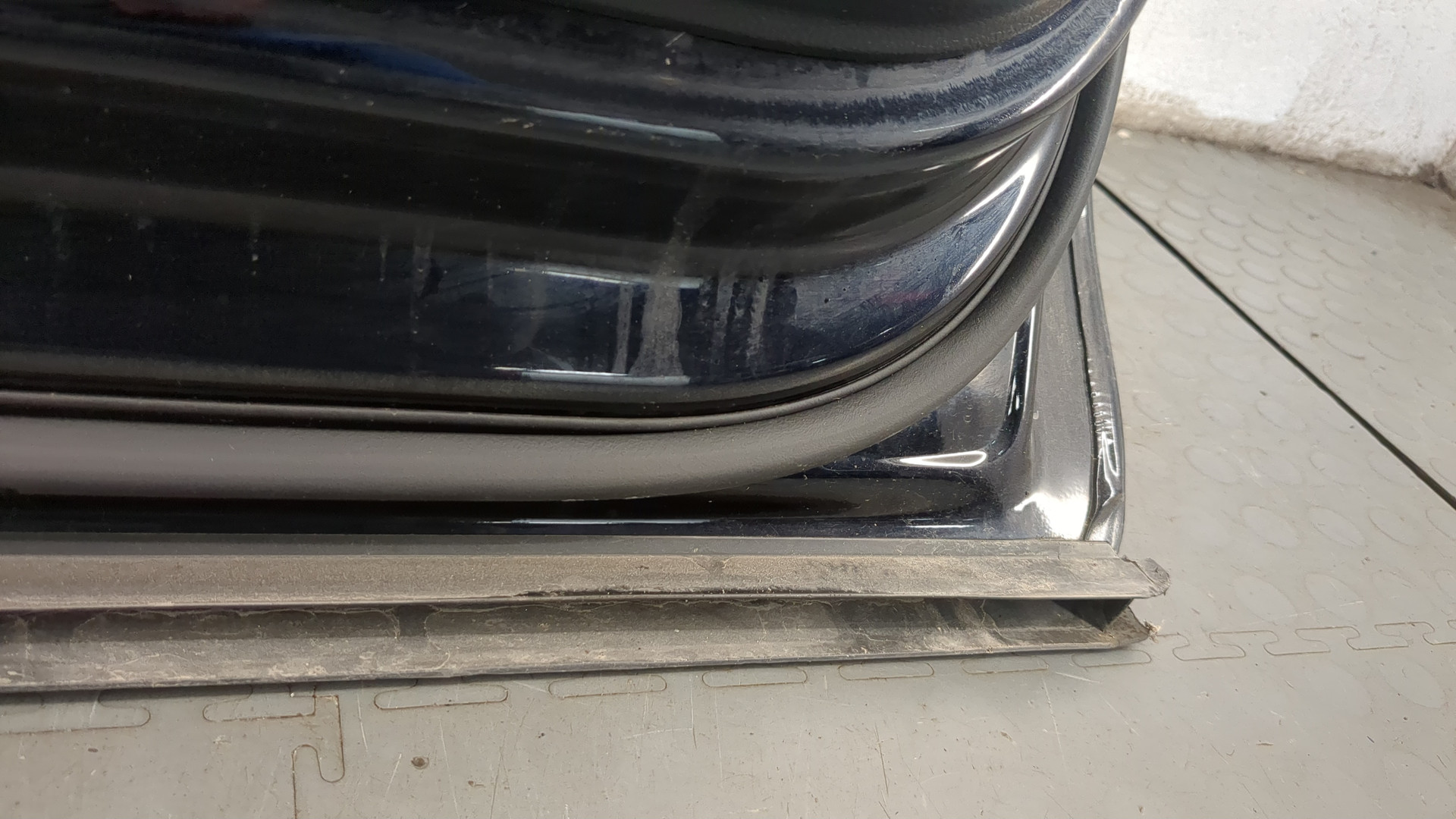 Дверь задняя левая