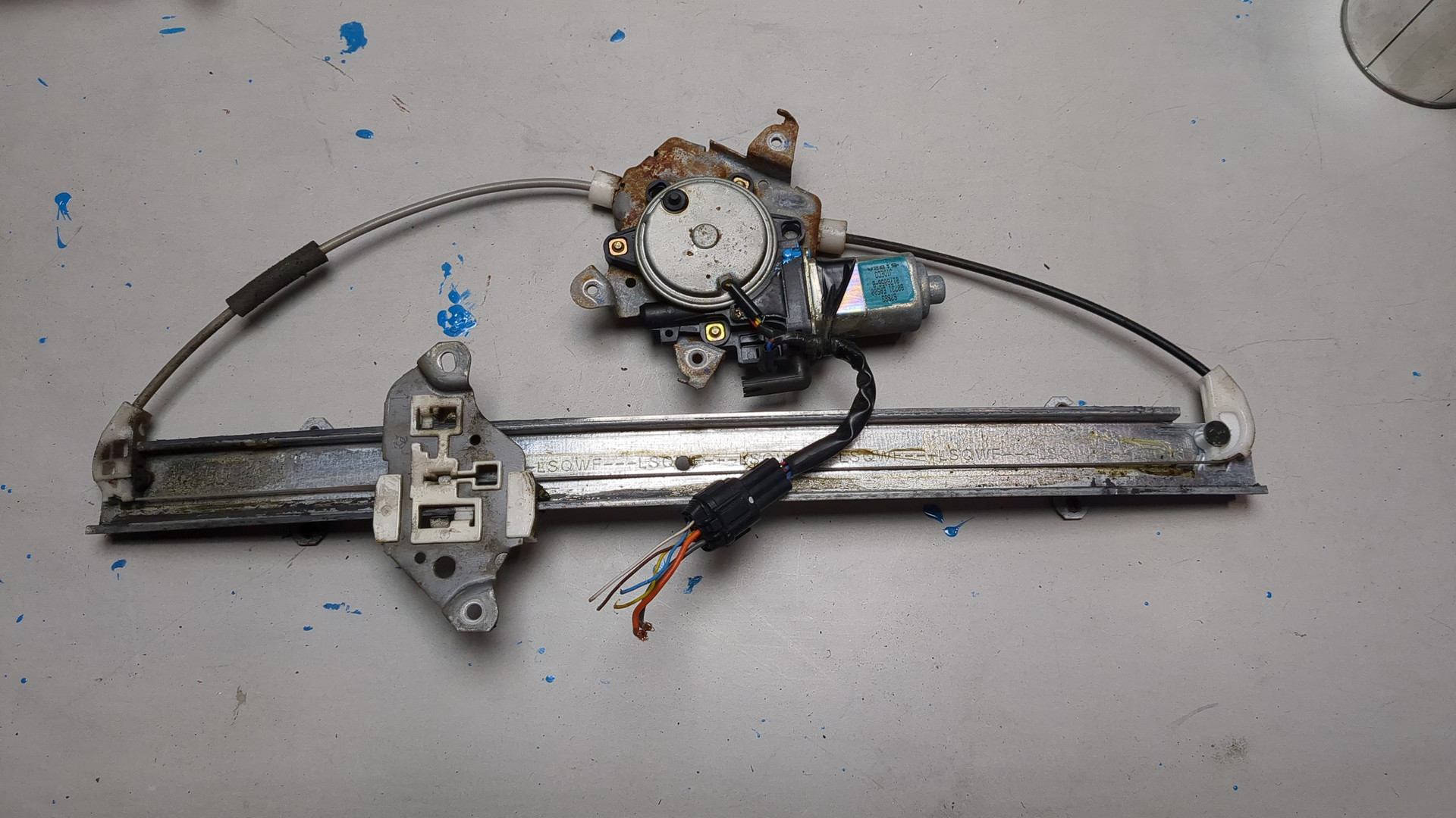 Стеклоподъемник электр. передний левый