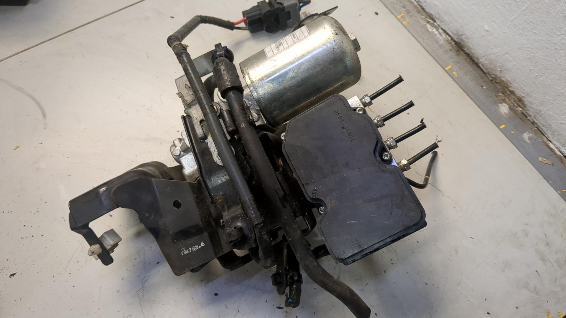 Блок ABS (насос)