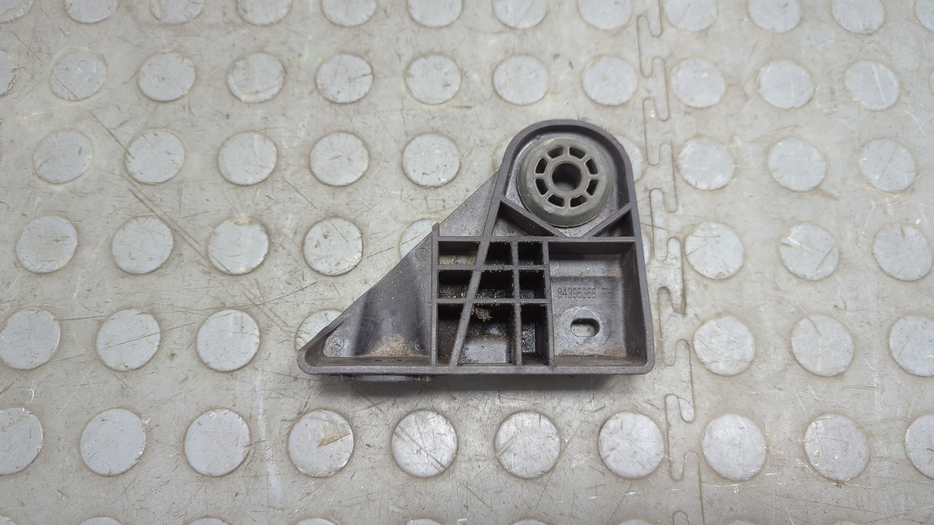 Кронштейн радиатора