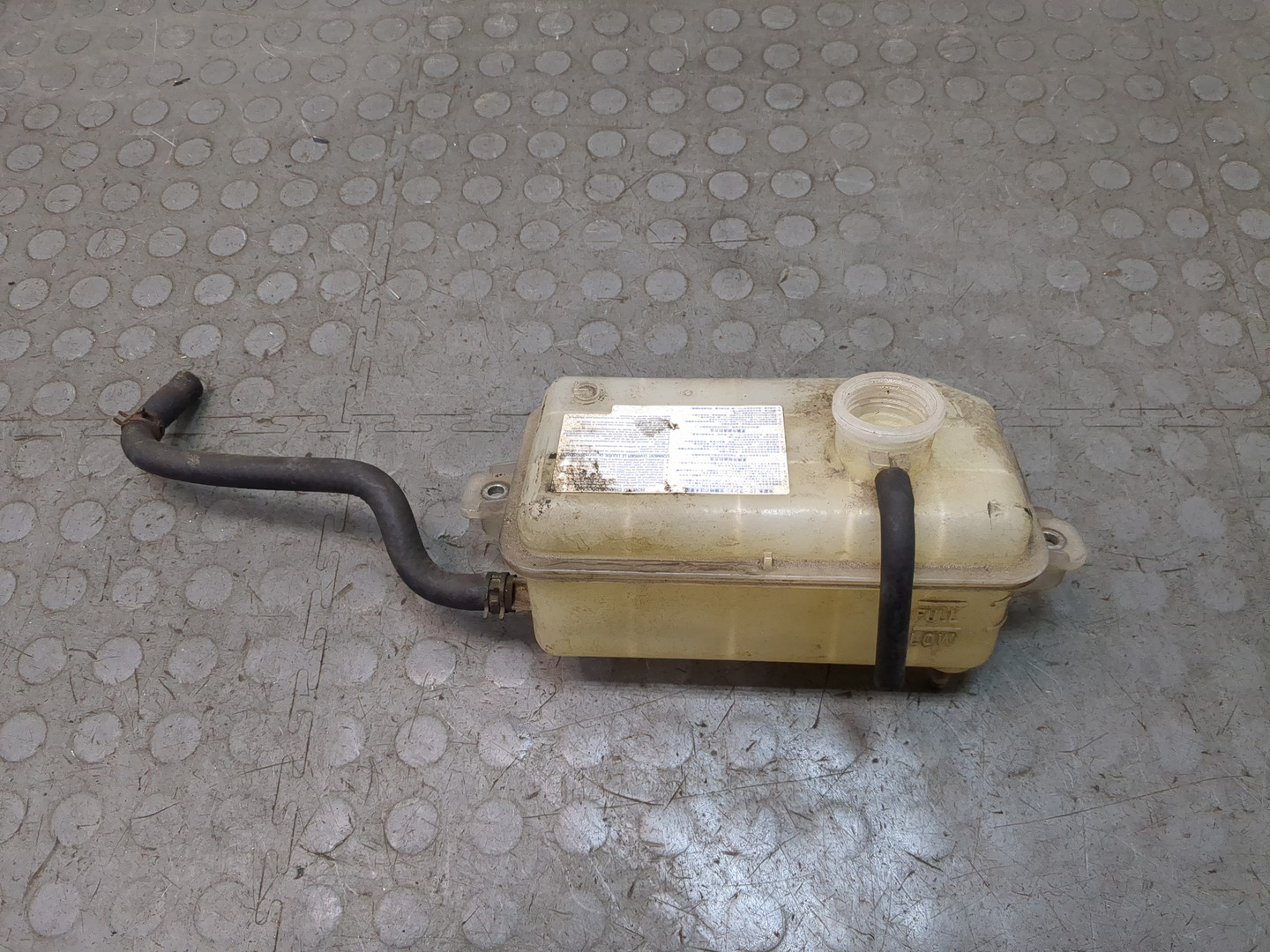 Бачок расширительный