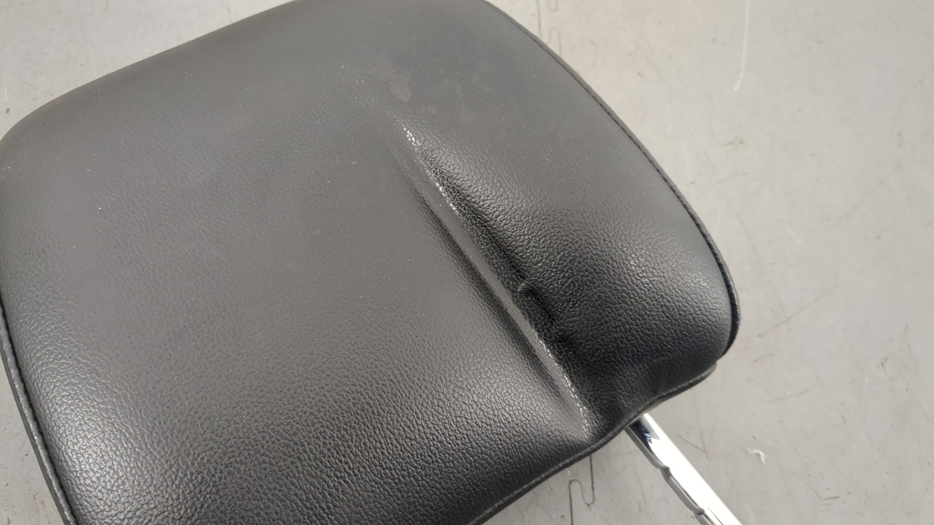 Подголовник сиденья