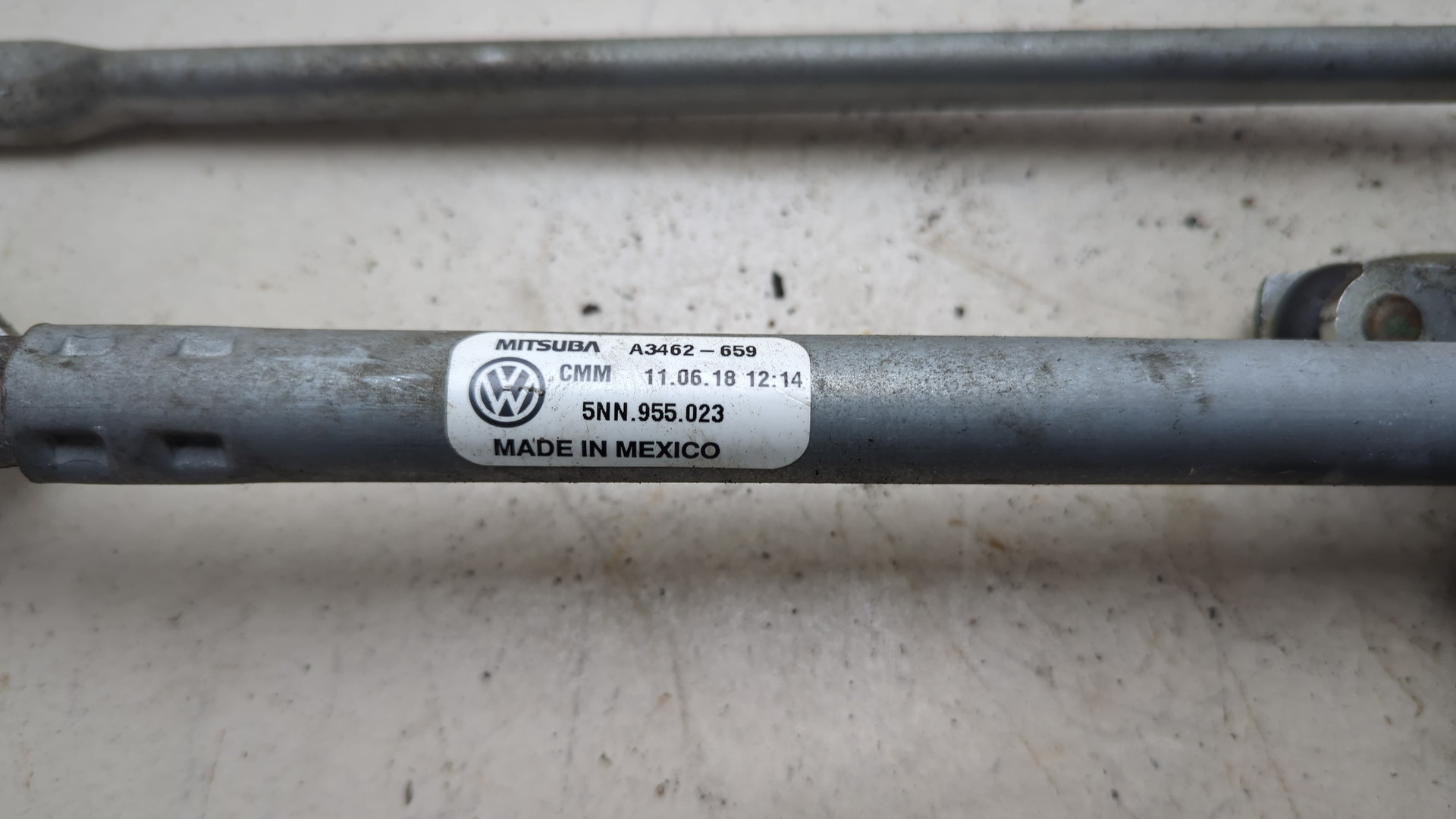 Трапеция стеклоочистителей