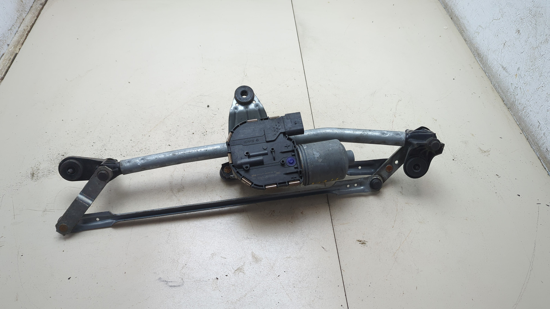 Трапеция стеклоочистителей