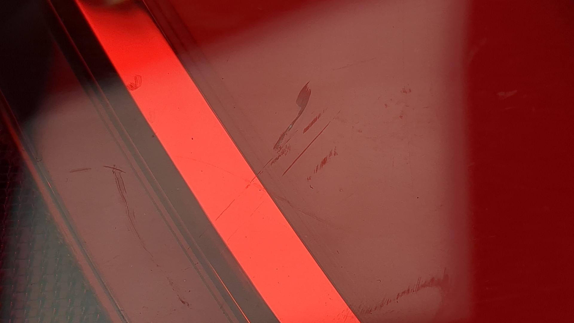 Фонарь задний левый