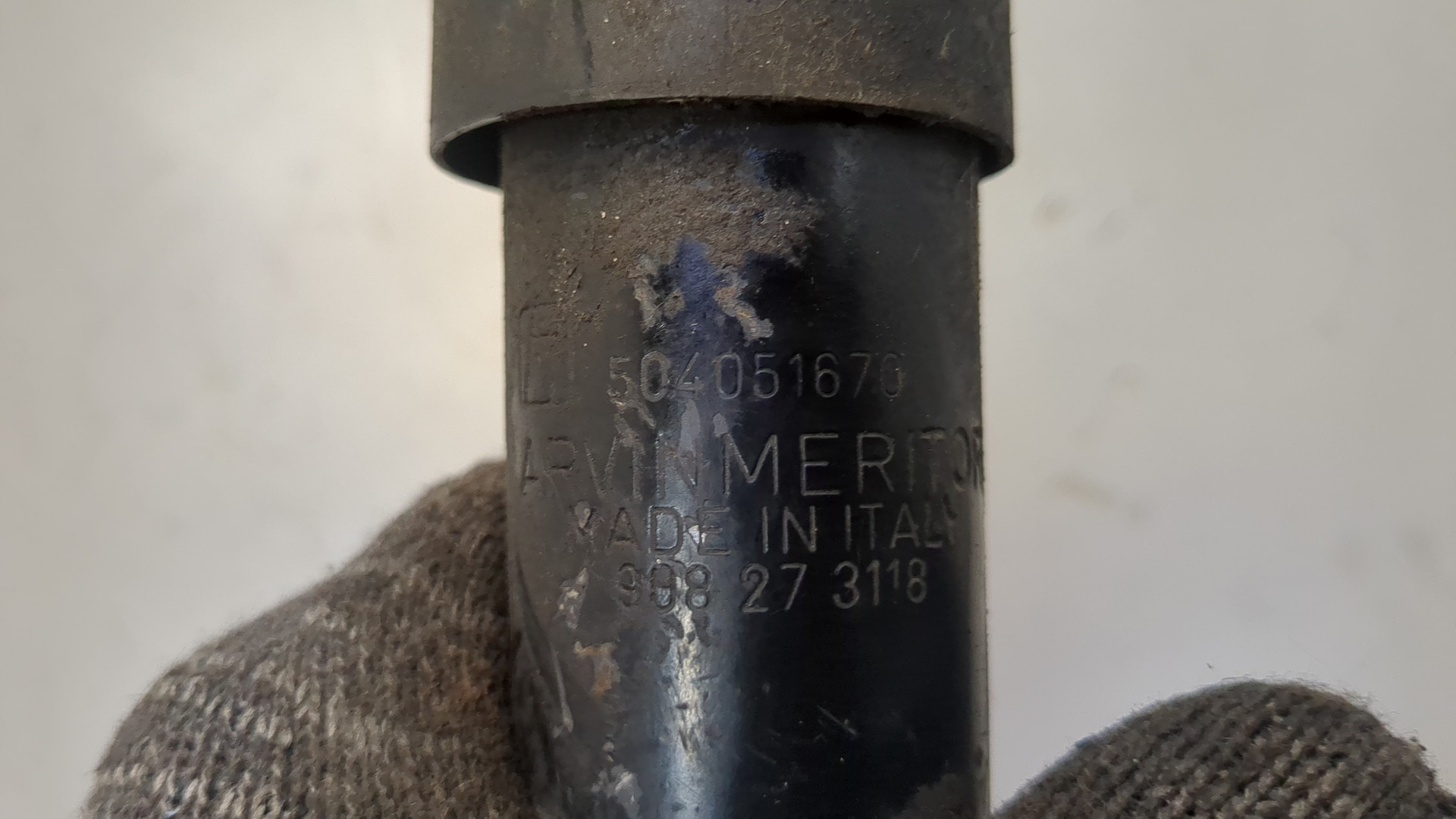 Амортизатор кабины