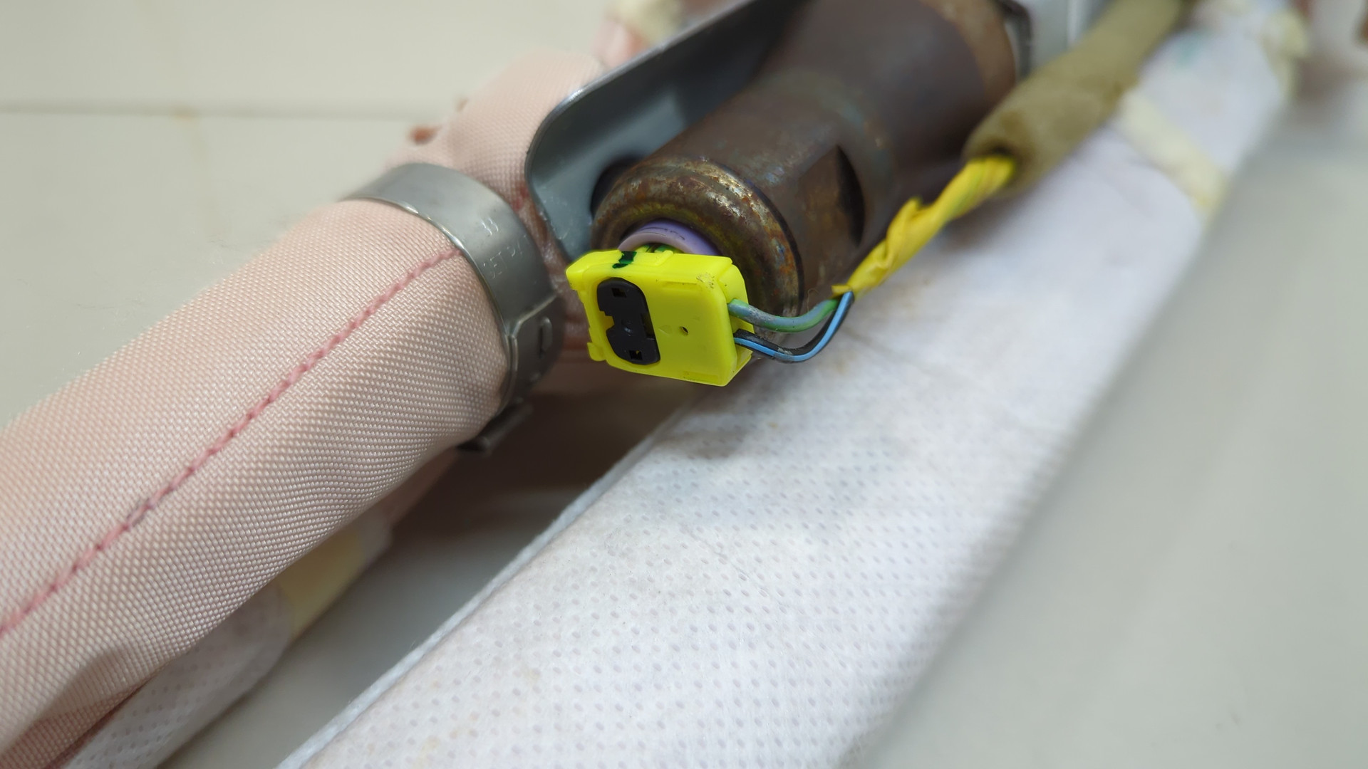 Подушка безопасности боковая (шторка)