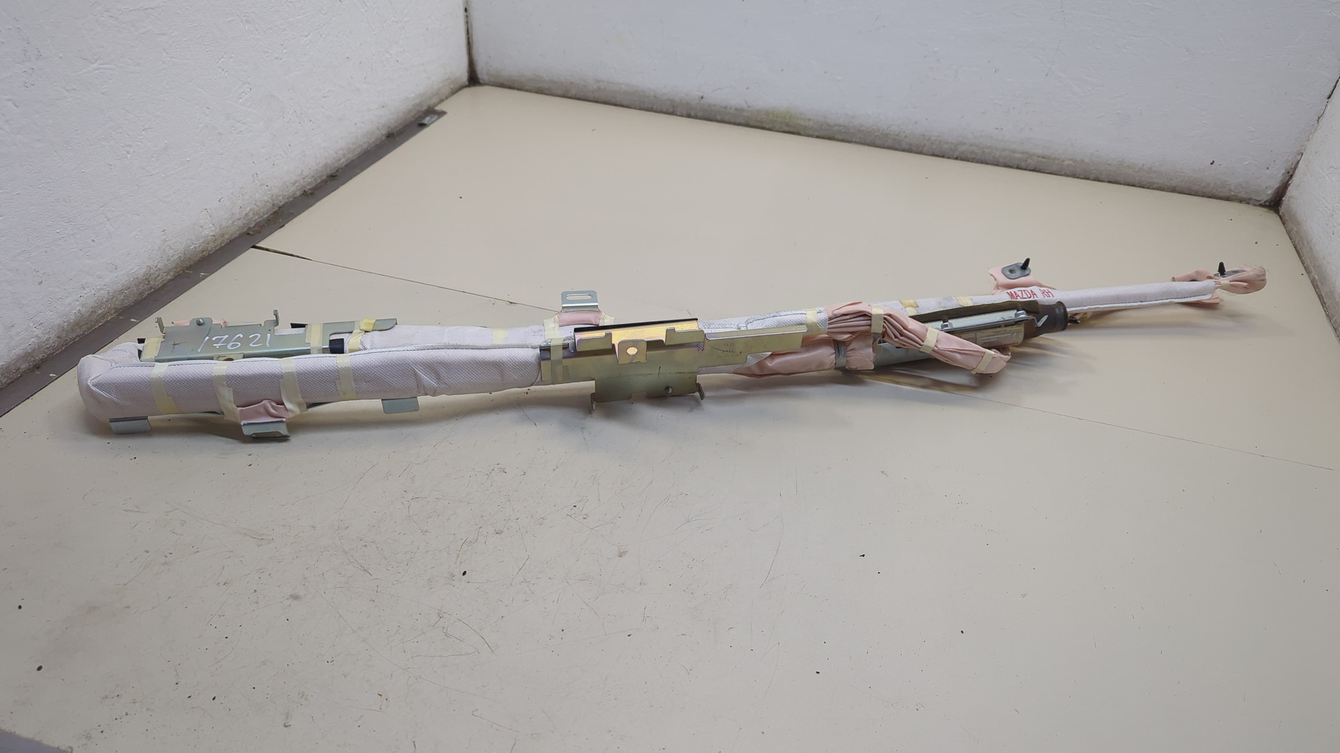 Подушка безопасности боковая (шторка)