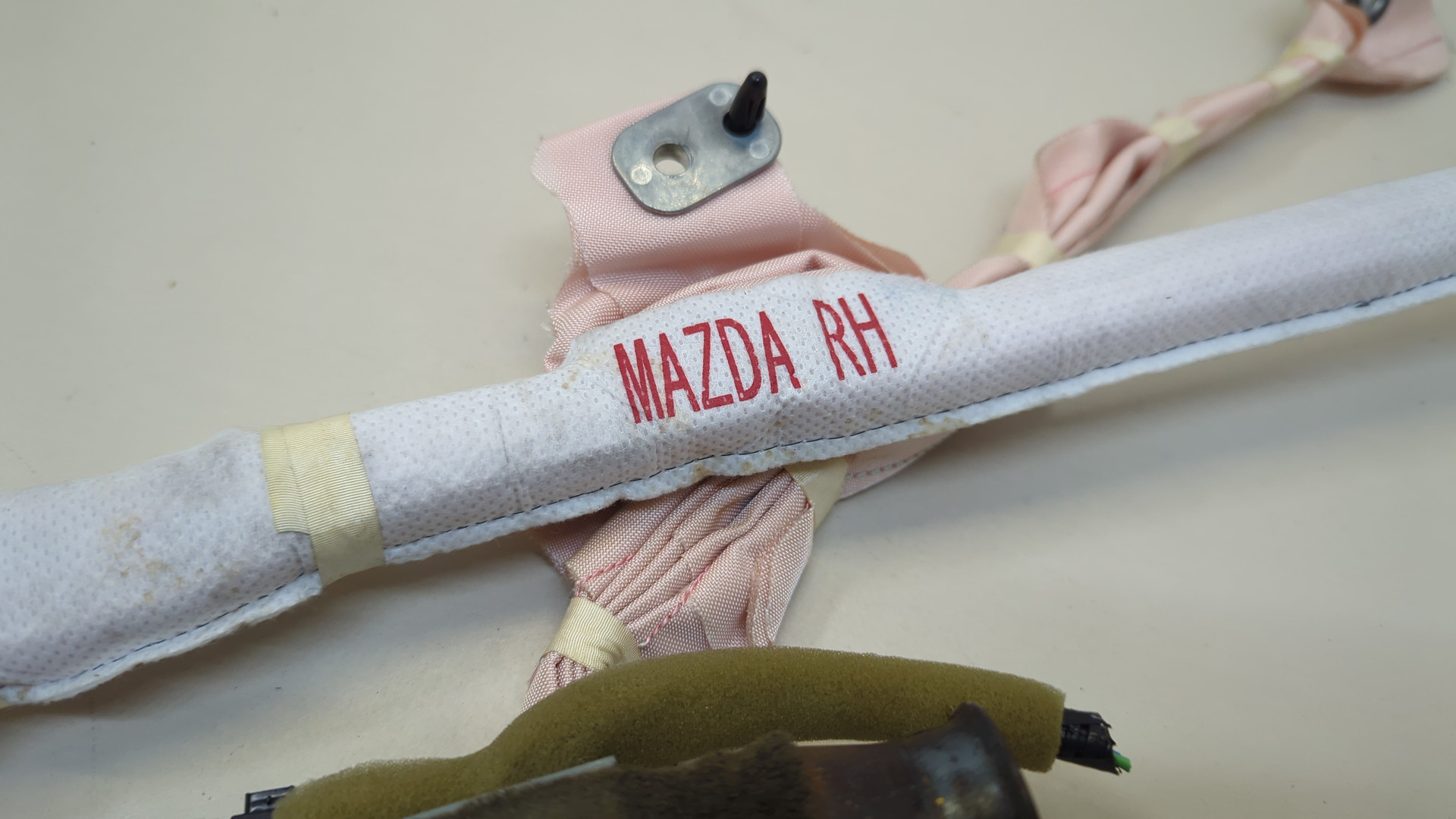 Подушка безопасности боковая (шторка)