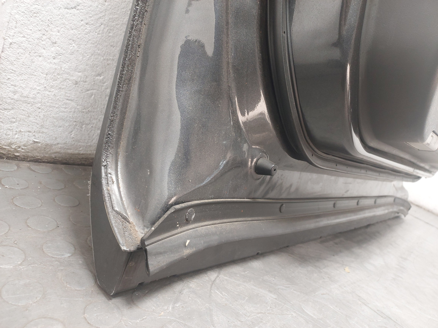 Дверь передняя левая
