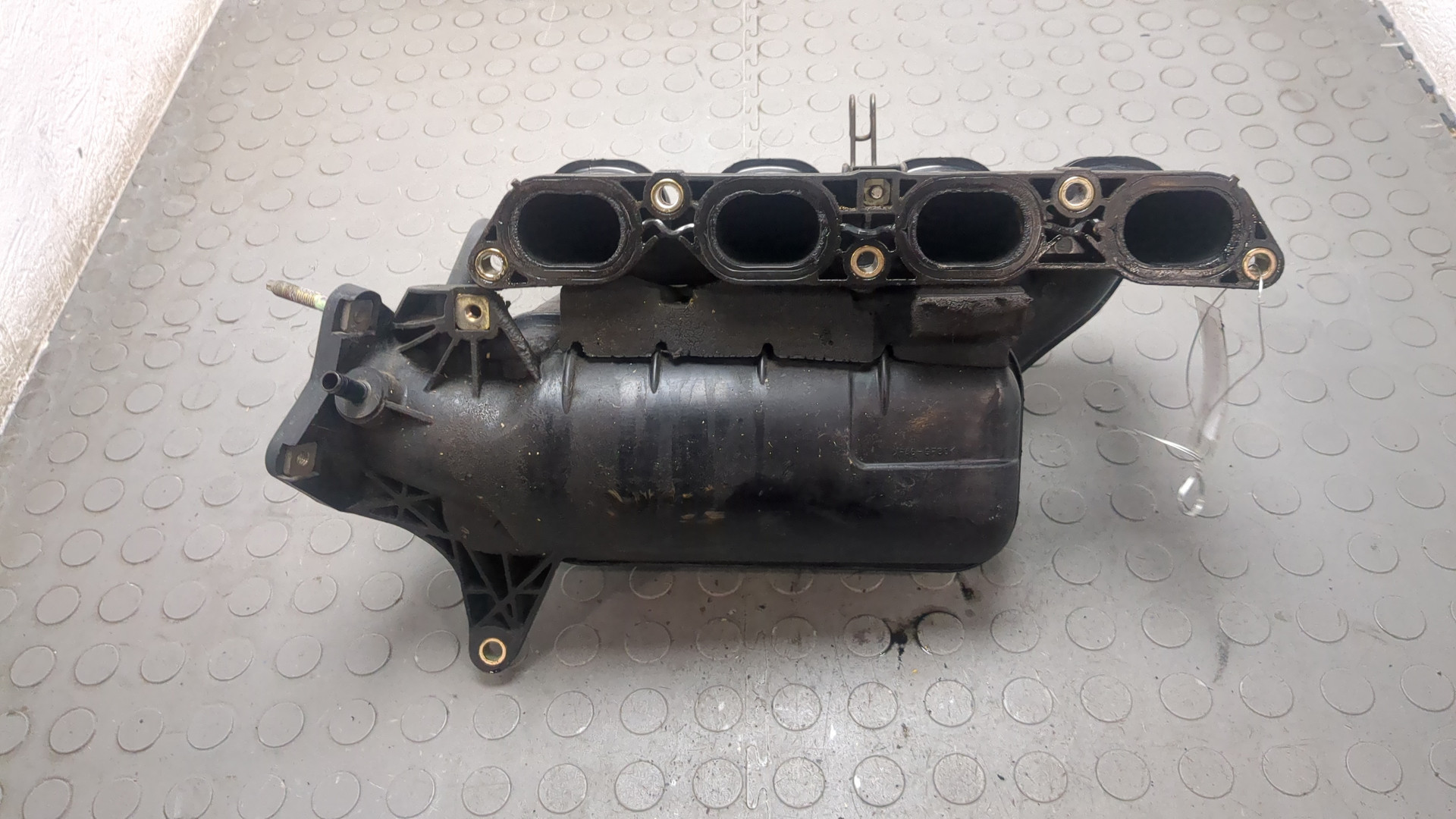 Коллектор впускной