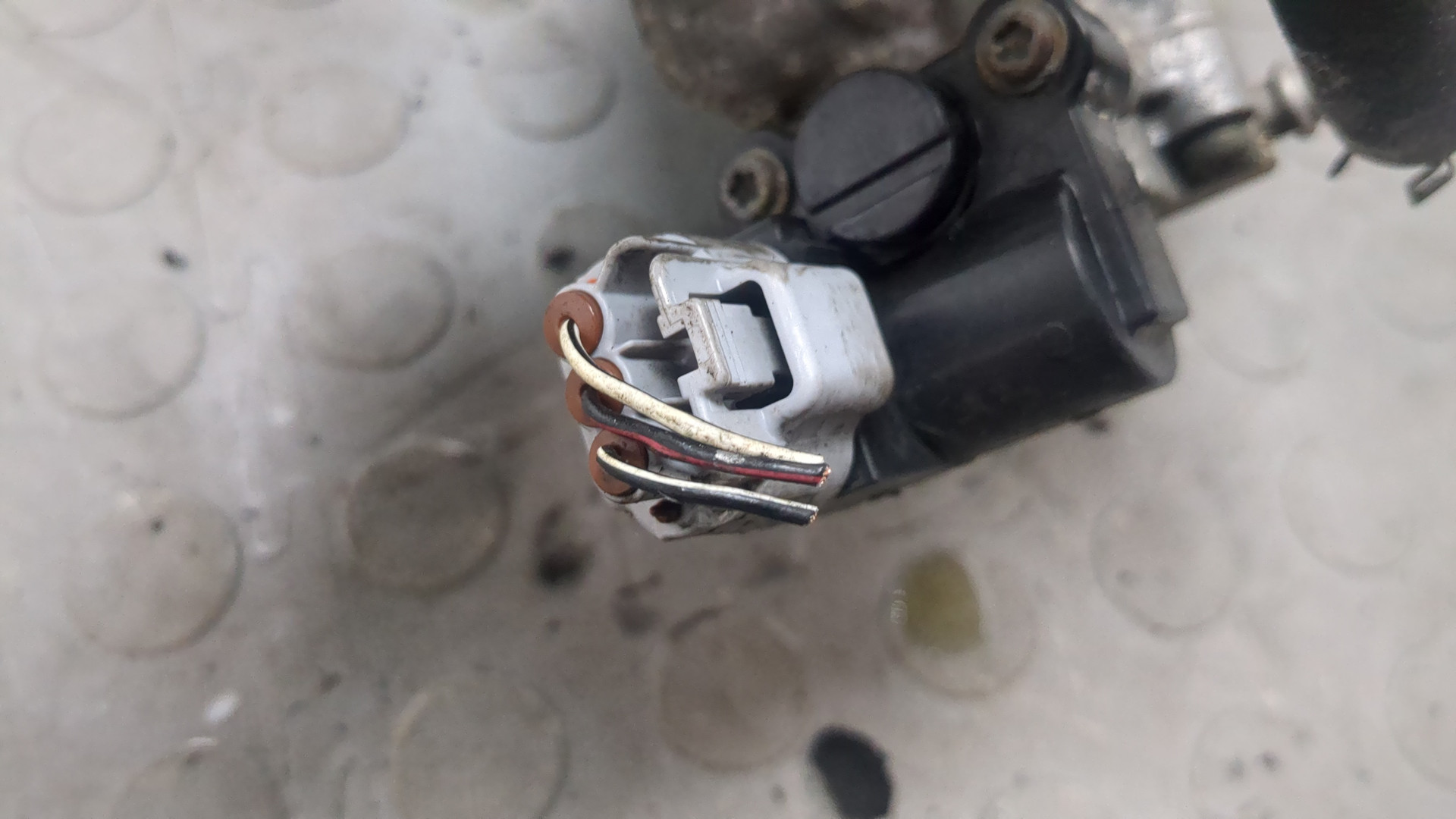 Заслонка дроссельная электрическая