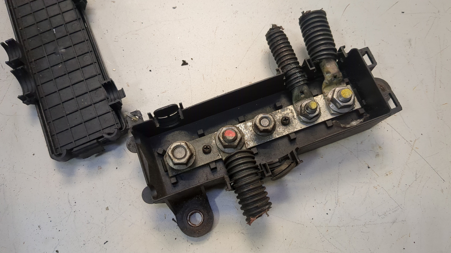 Блок предохранителей