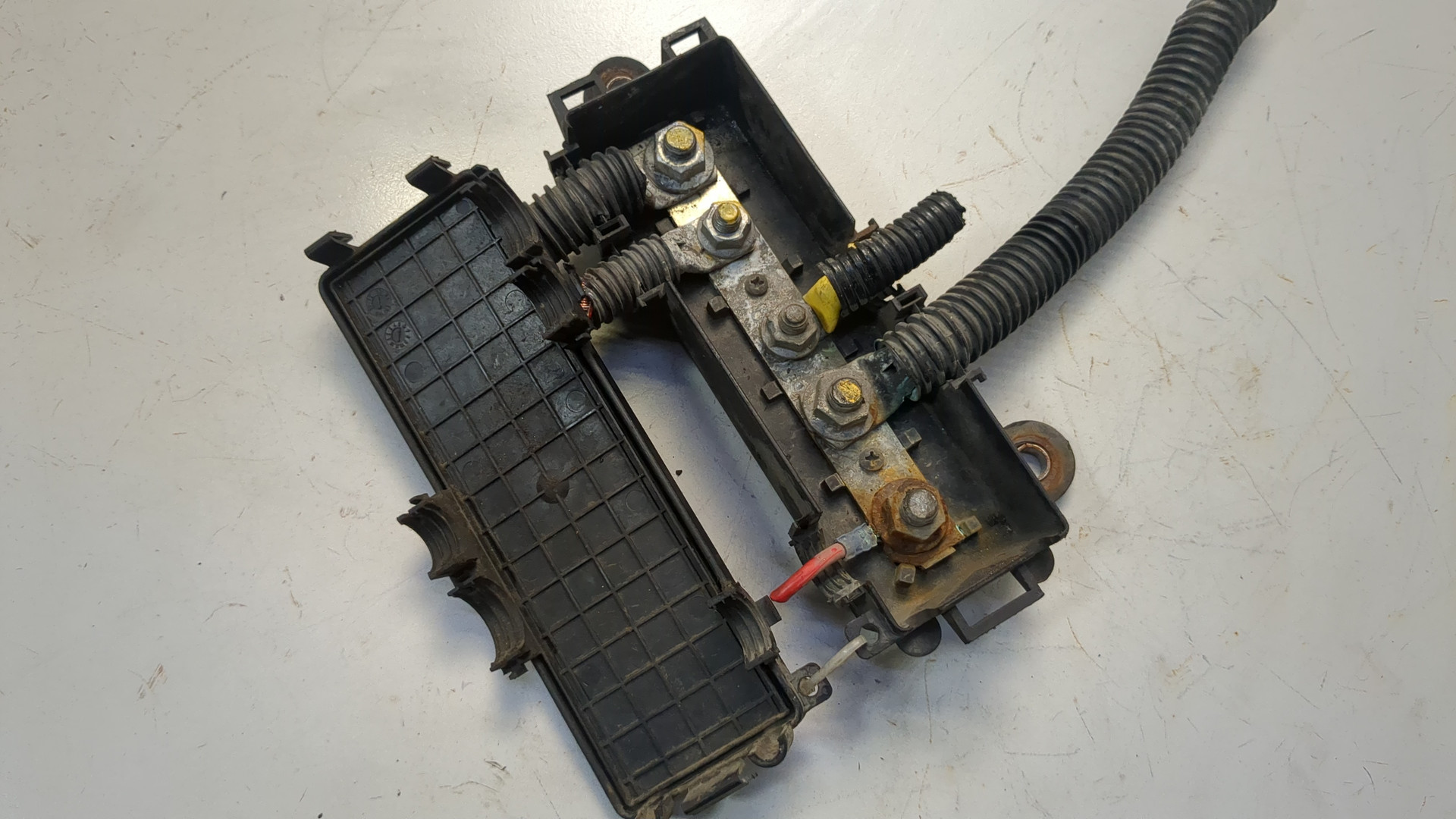 Блок предохранителей