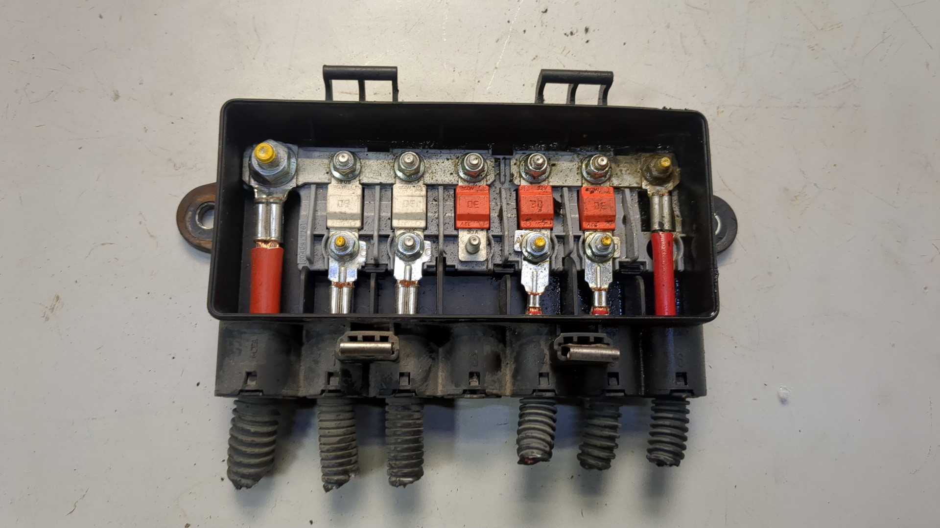 Блок предохранителей