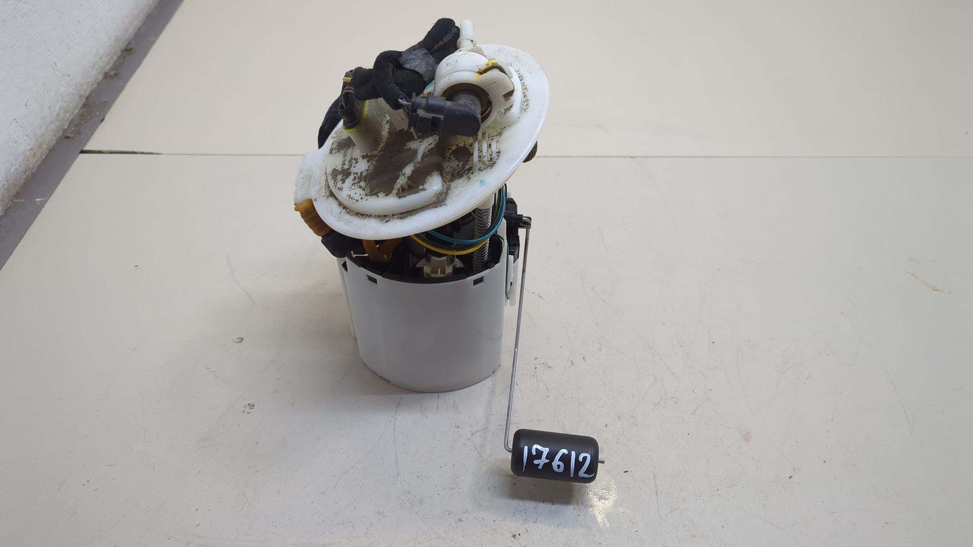 Насос топливный электрический