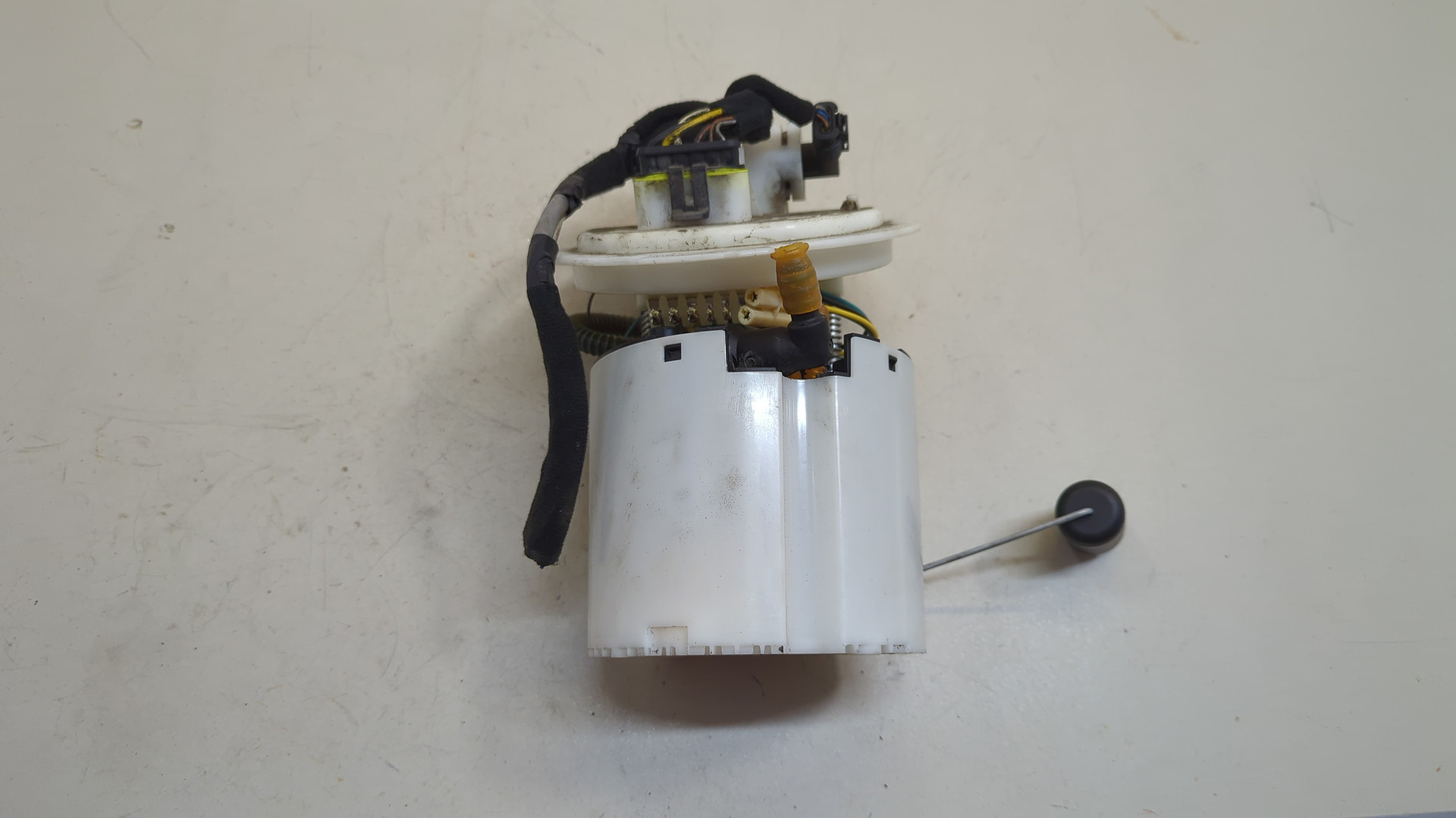 Насос топливный электрический