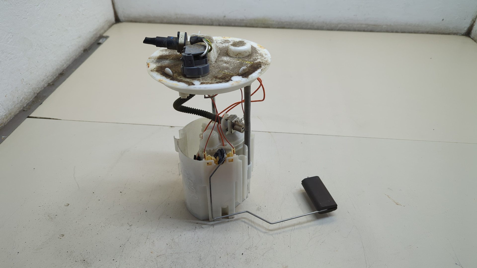 Насос топливный электрический