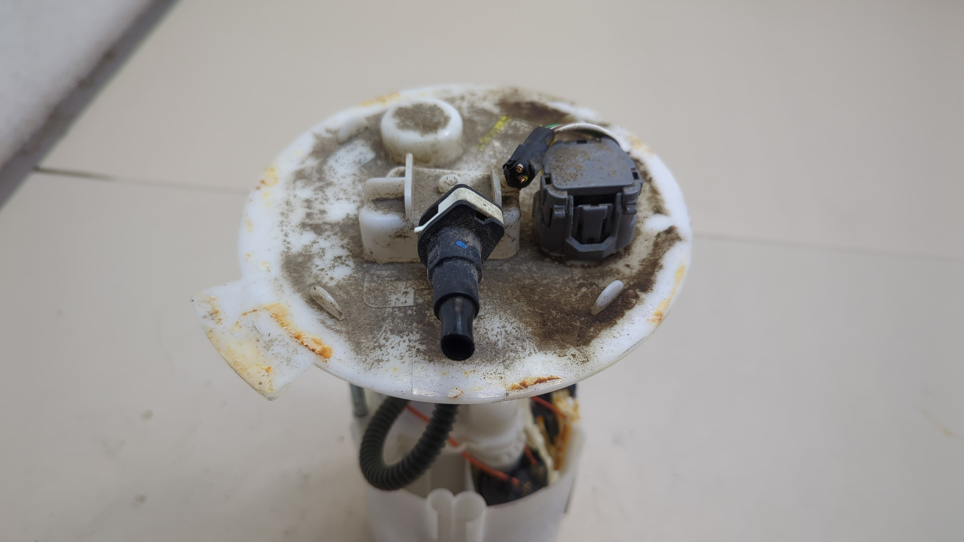 Насос топливный электрический