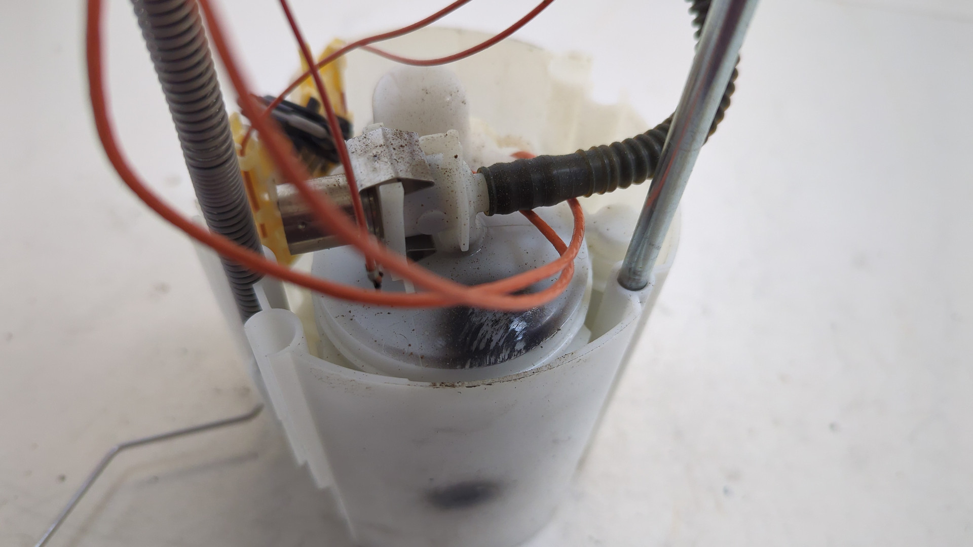 Насос топливный электрический