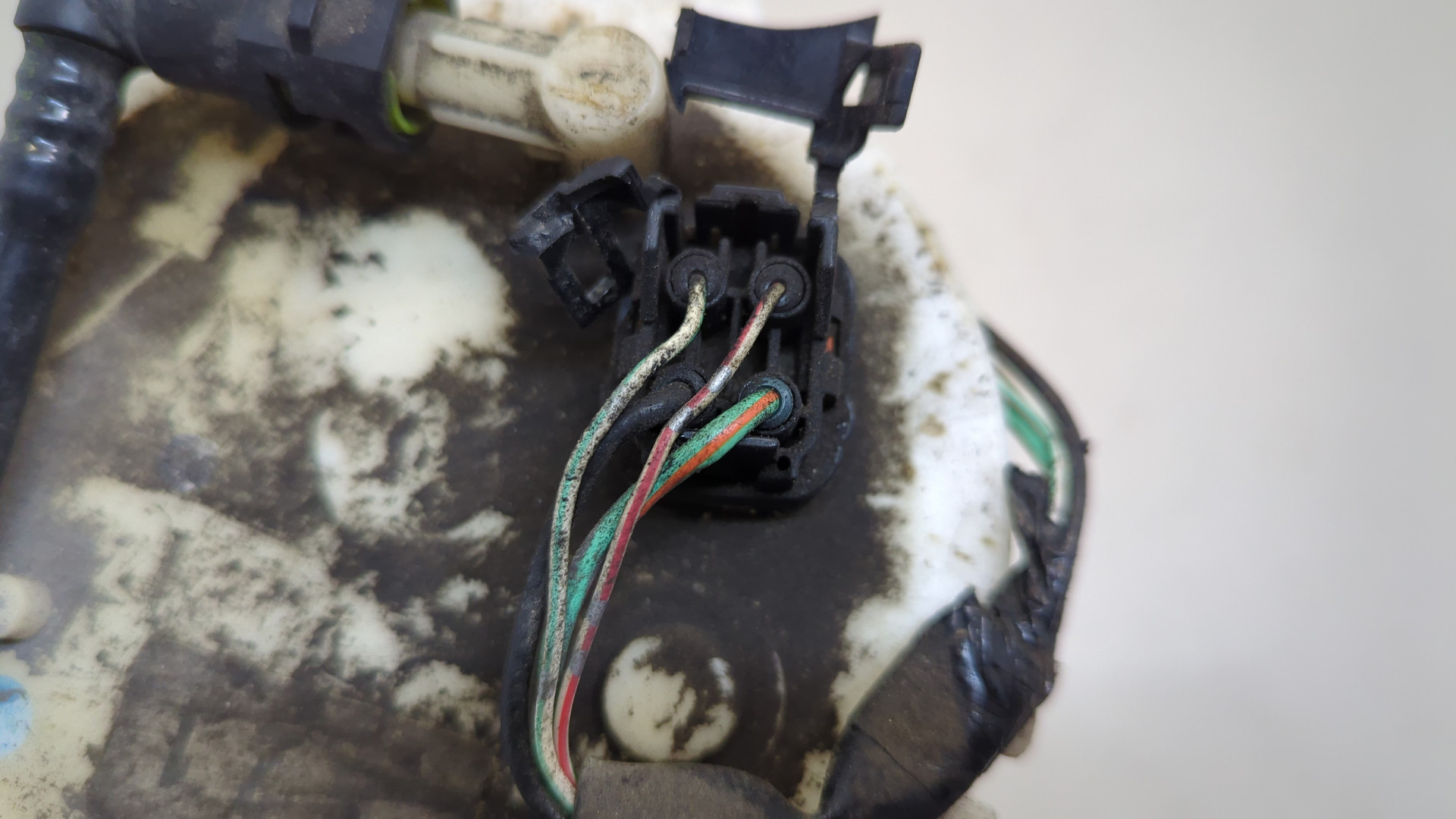 Насос топливный электрический