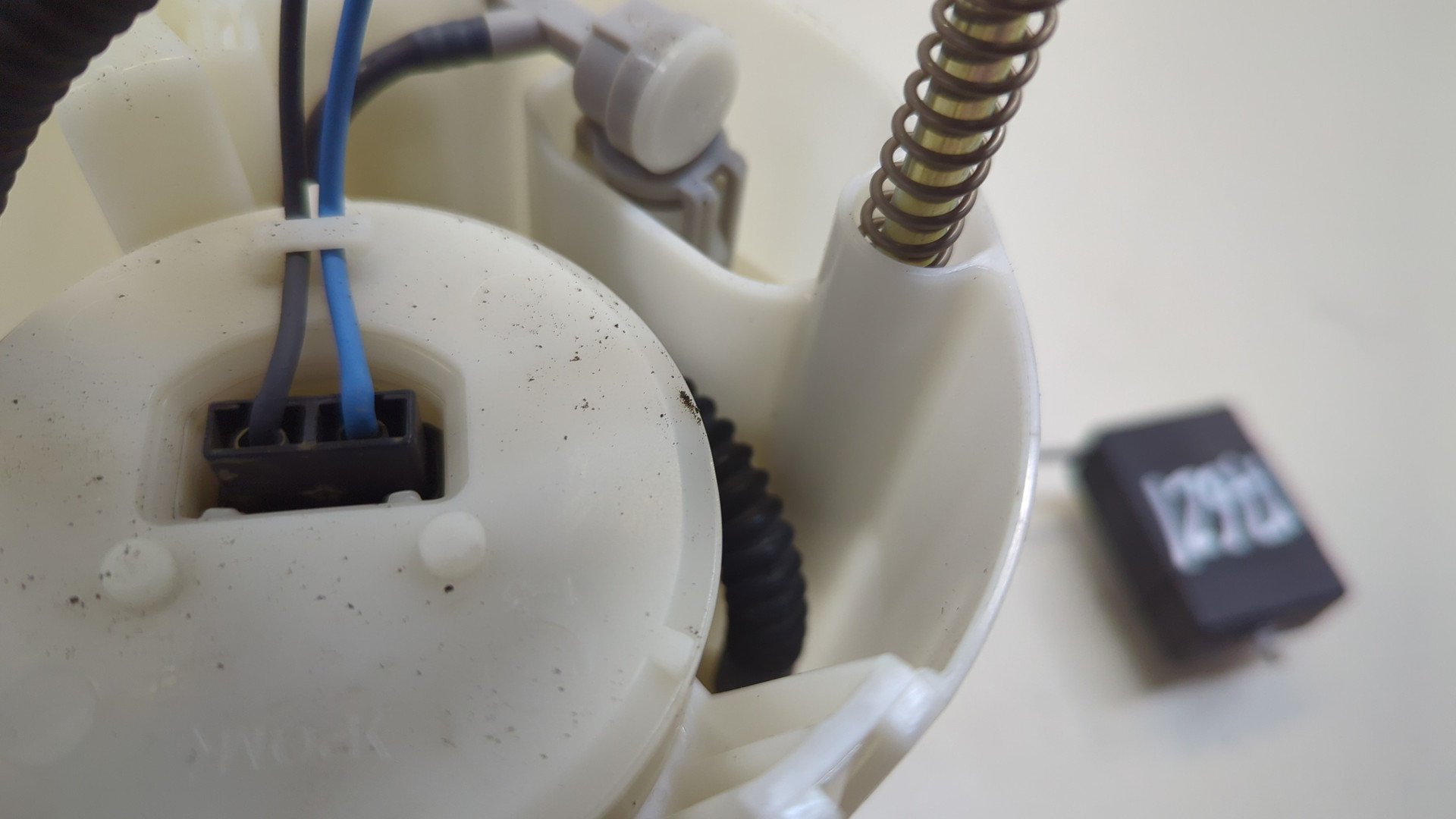 Насос топливный электрический