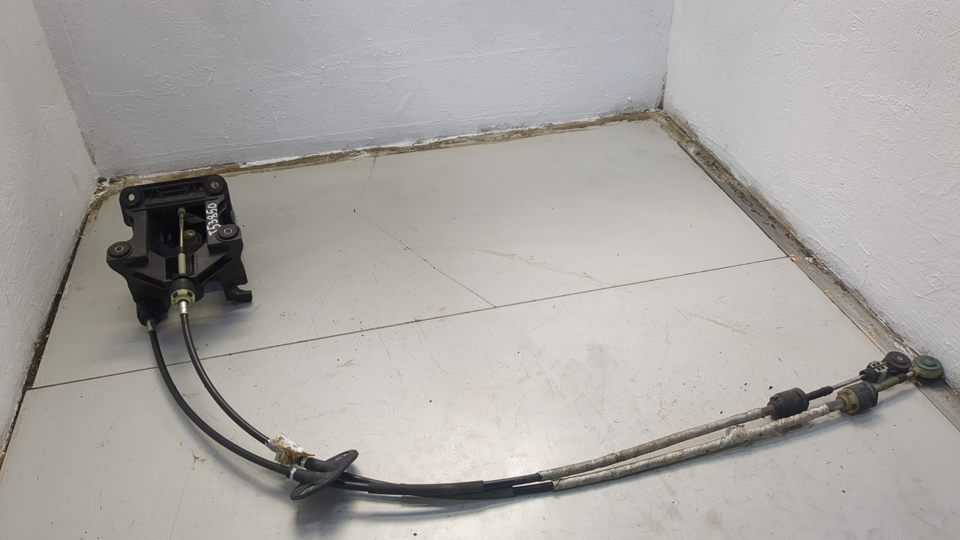 Кулиса МКПП / АКПП