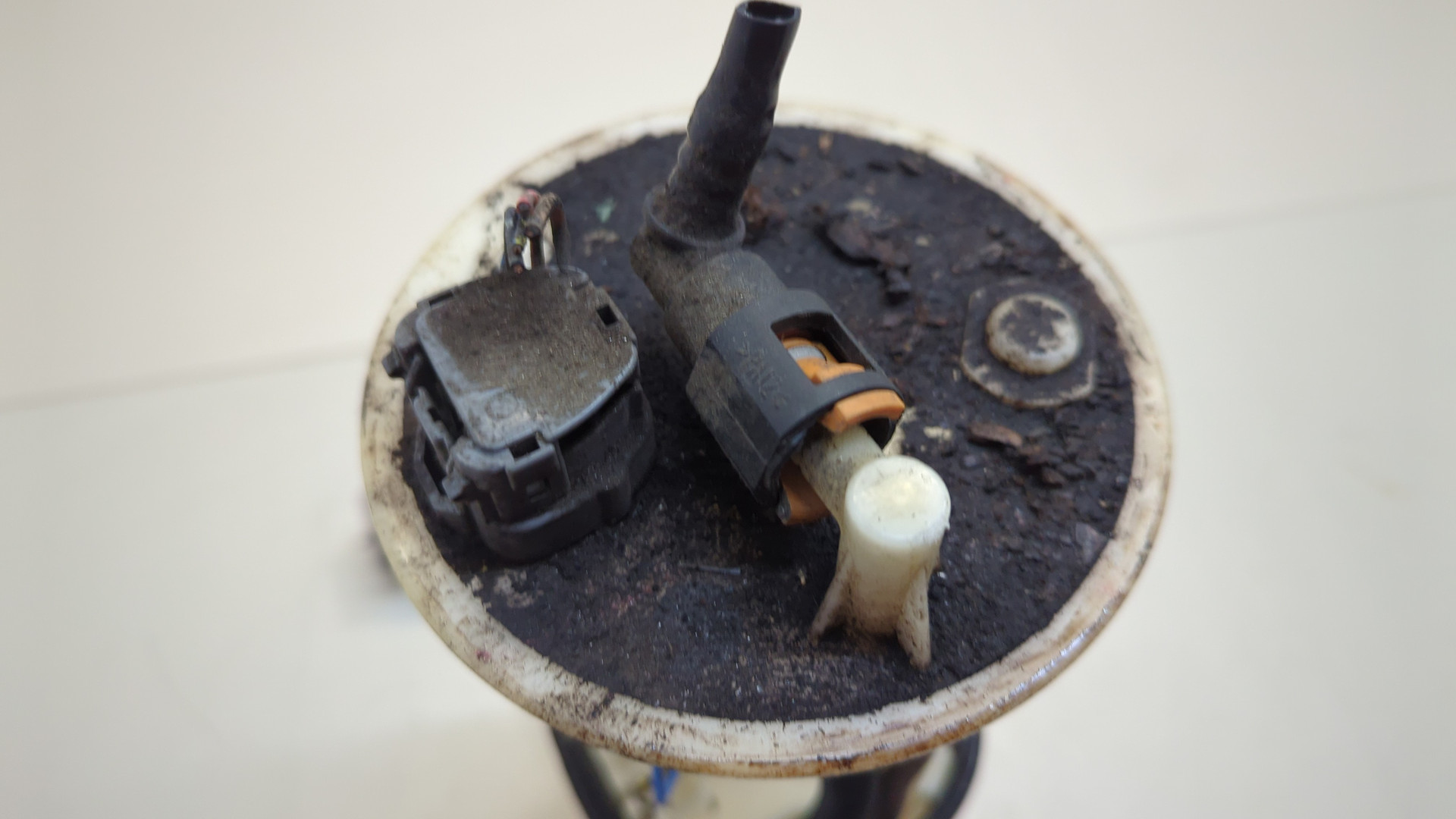 Насос топливный электрический