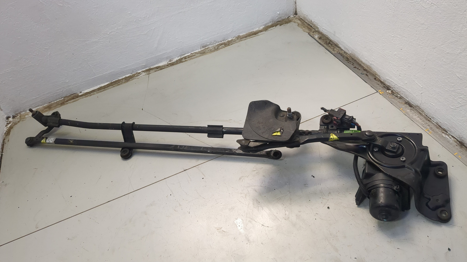 Трапеция стеклоочистителей