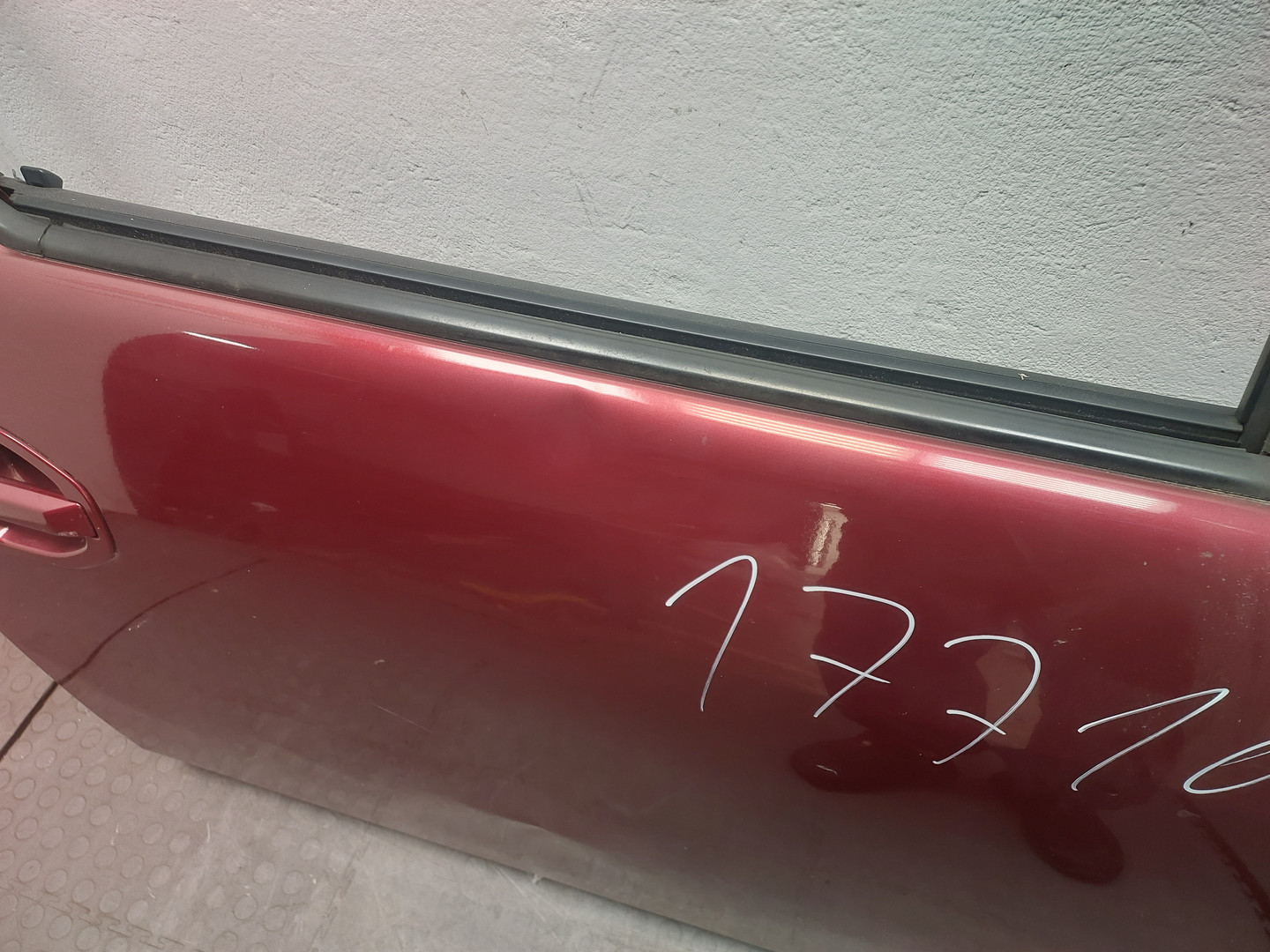 Дверь передняя правая