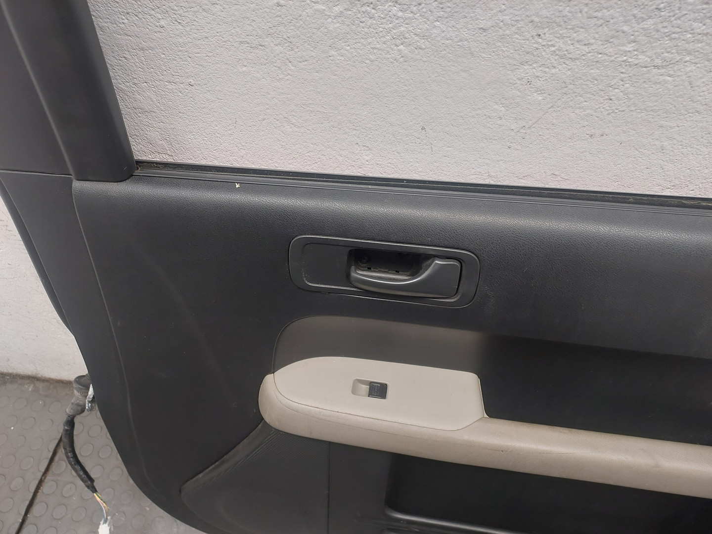 Дверь передняя правая