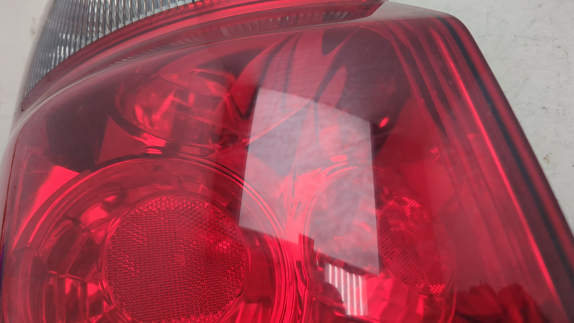 Фонарь задний левый