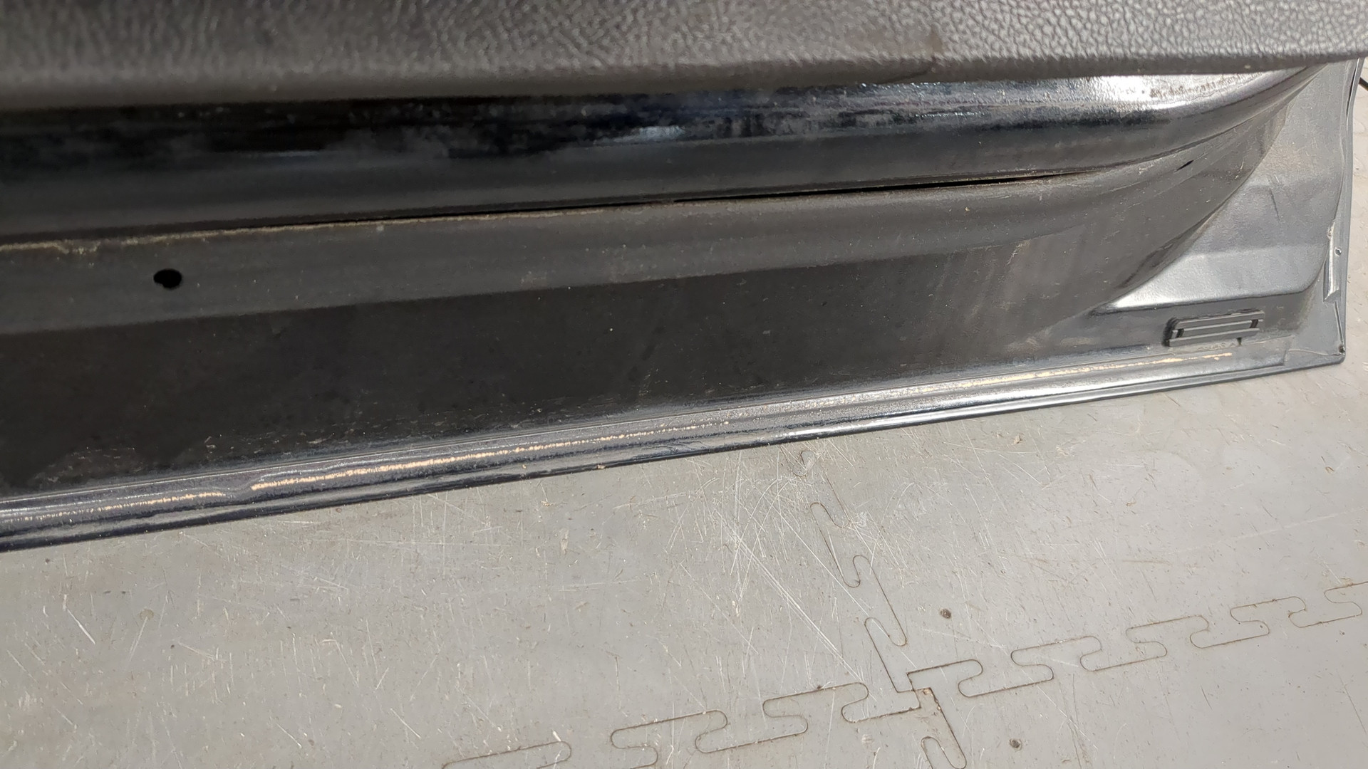 Дверь передняя левая