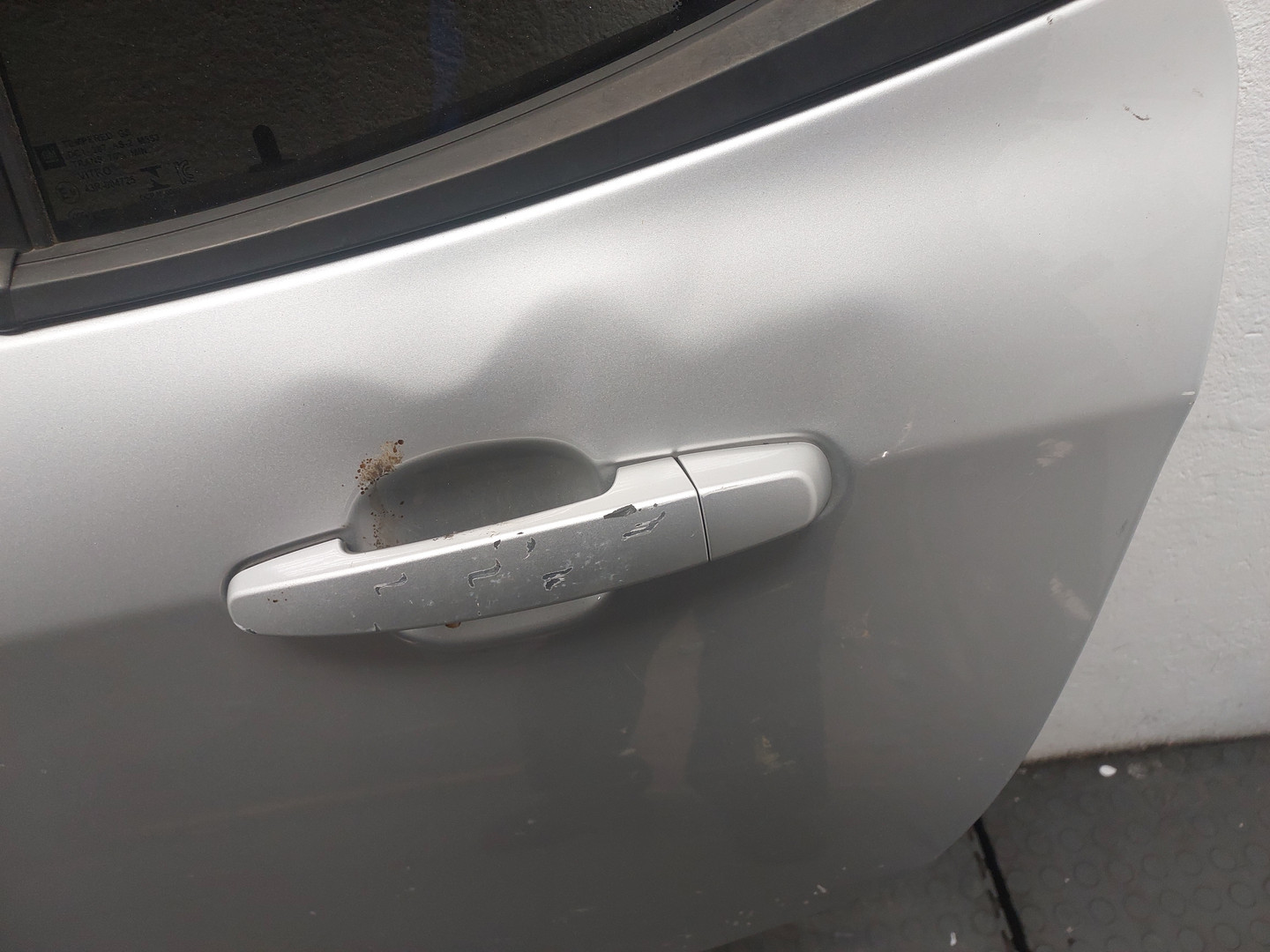 Дверь задняя левая