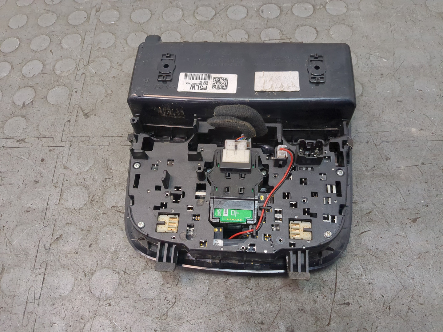 Плафон салонный