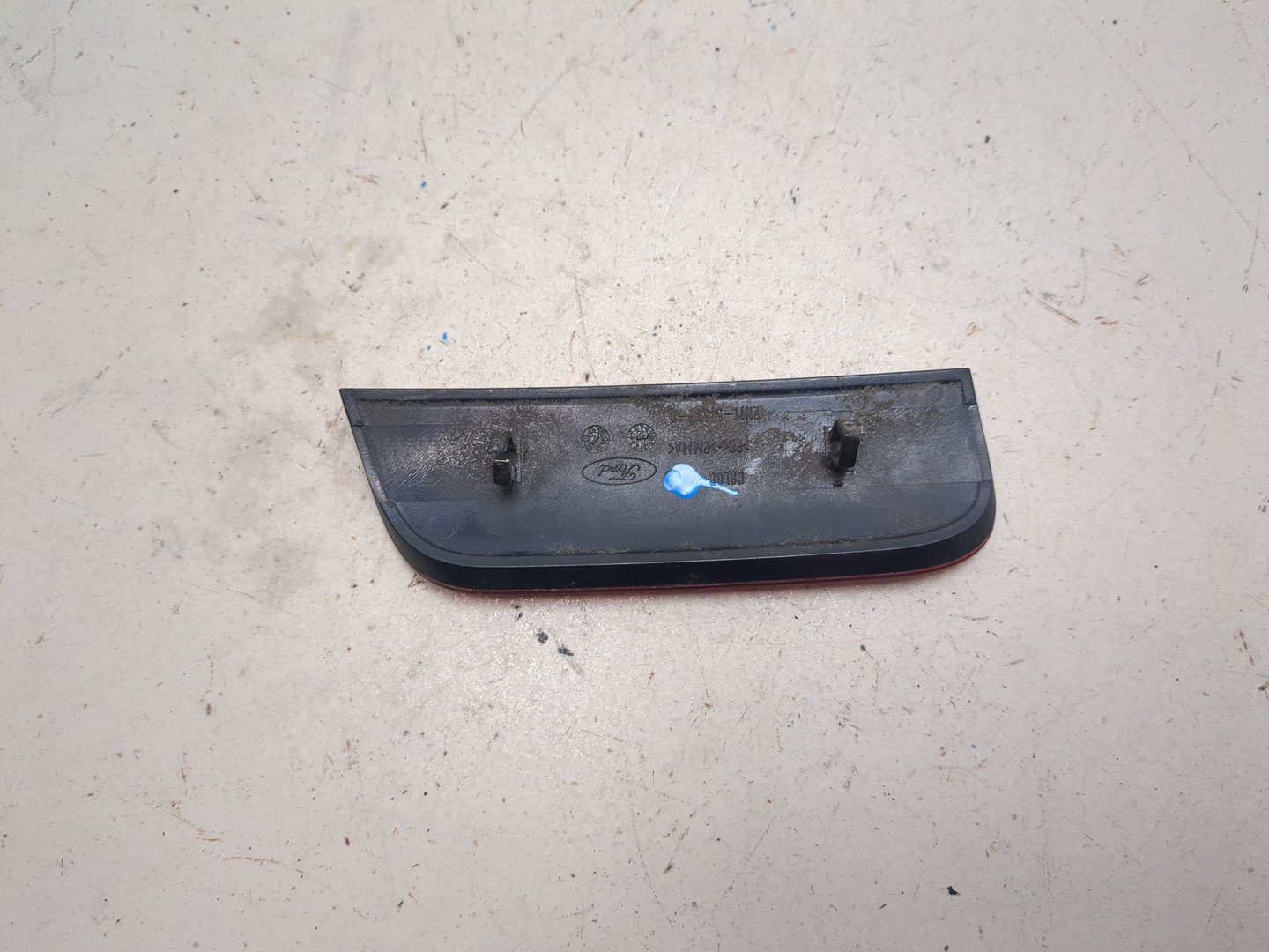 Отражатель в бампер задний левый