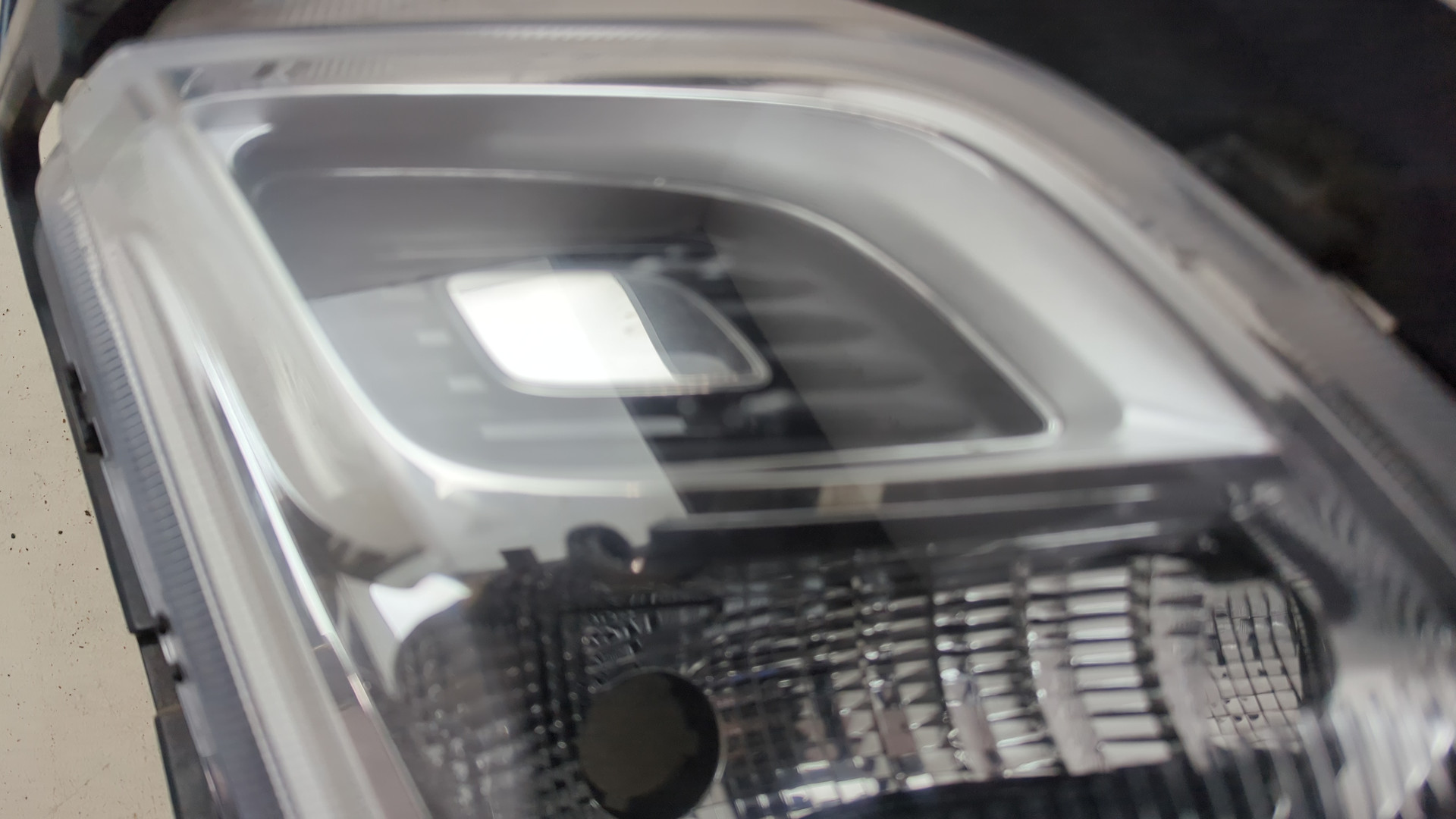 Фара противотуманная правая