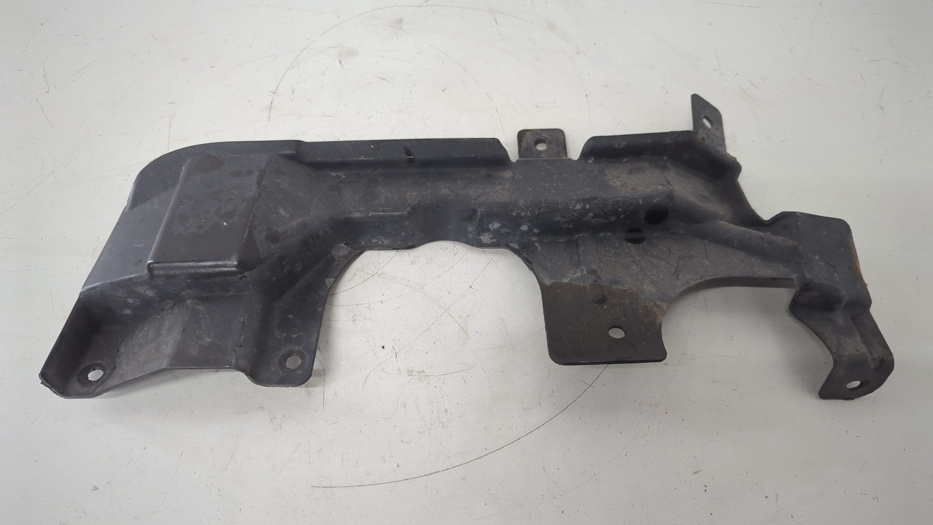 Кожух рулевой колонки