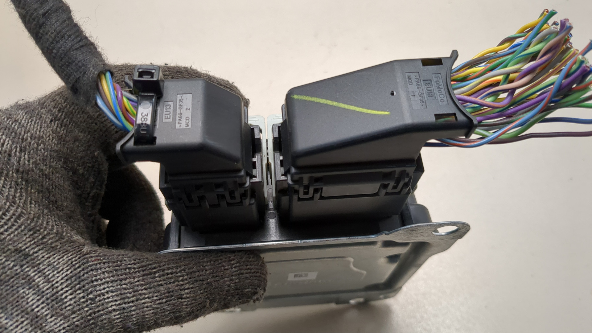 Блок управления подушек безопасности (AIR BAG)