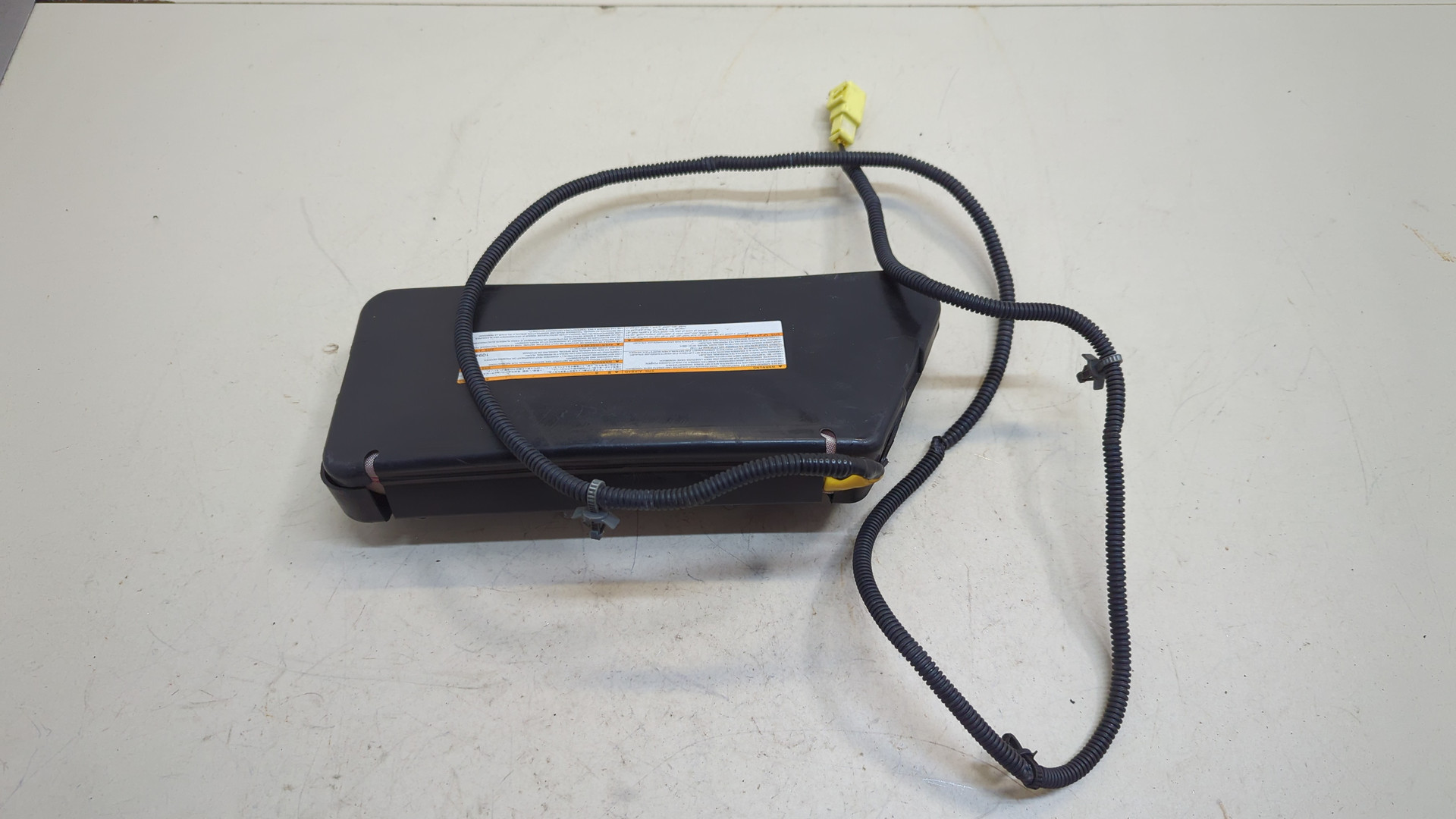 Подушка безопасности боковая (в сиденье)