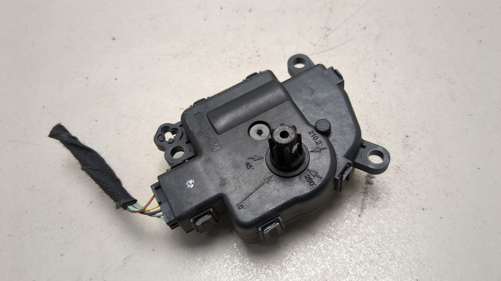 Моторчик заслонки печки