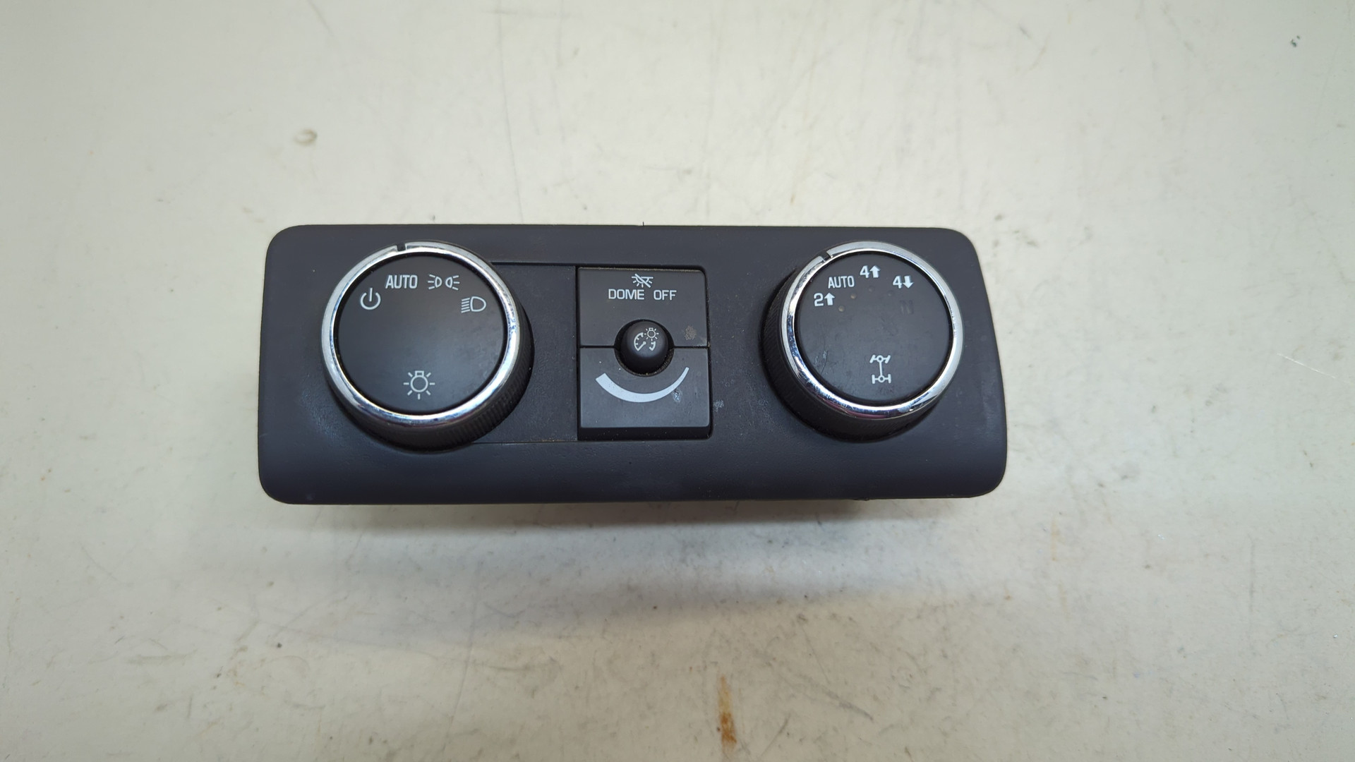 Переключатель света фар