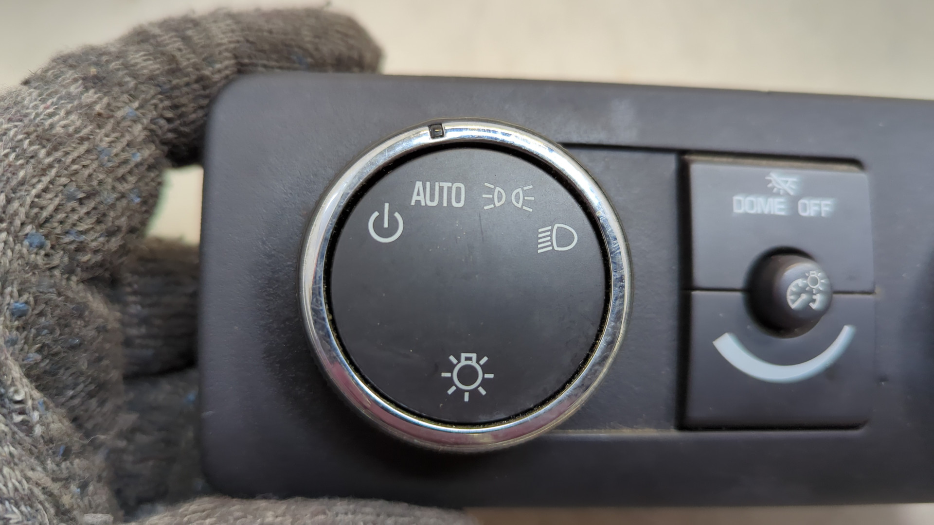 Переключатель света фар