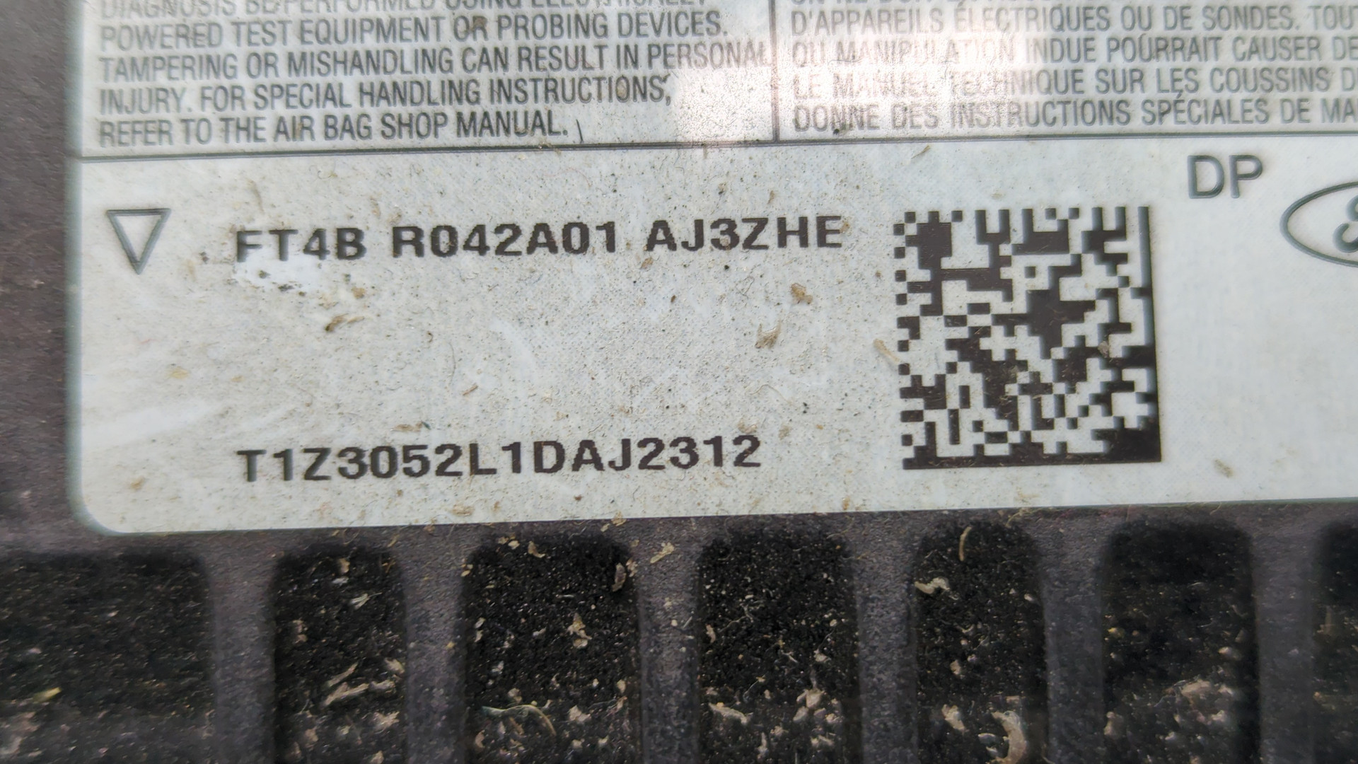 Подушка безопасности нижняя (для колен)