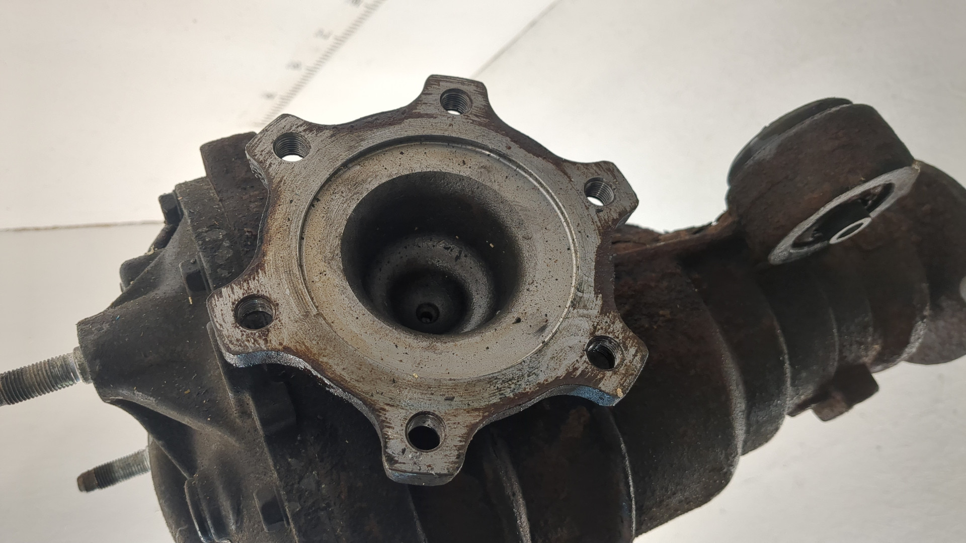 Редуктор заднего моста