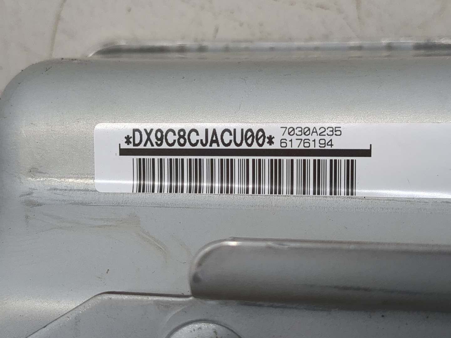 Подушка безопасности пассажирская (в торпедо)