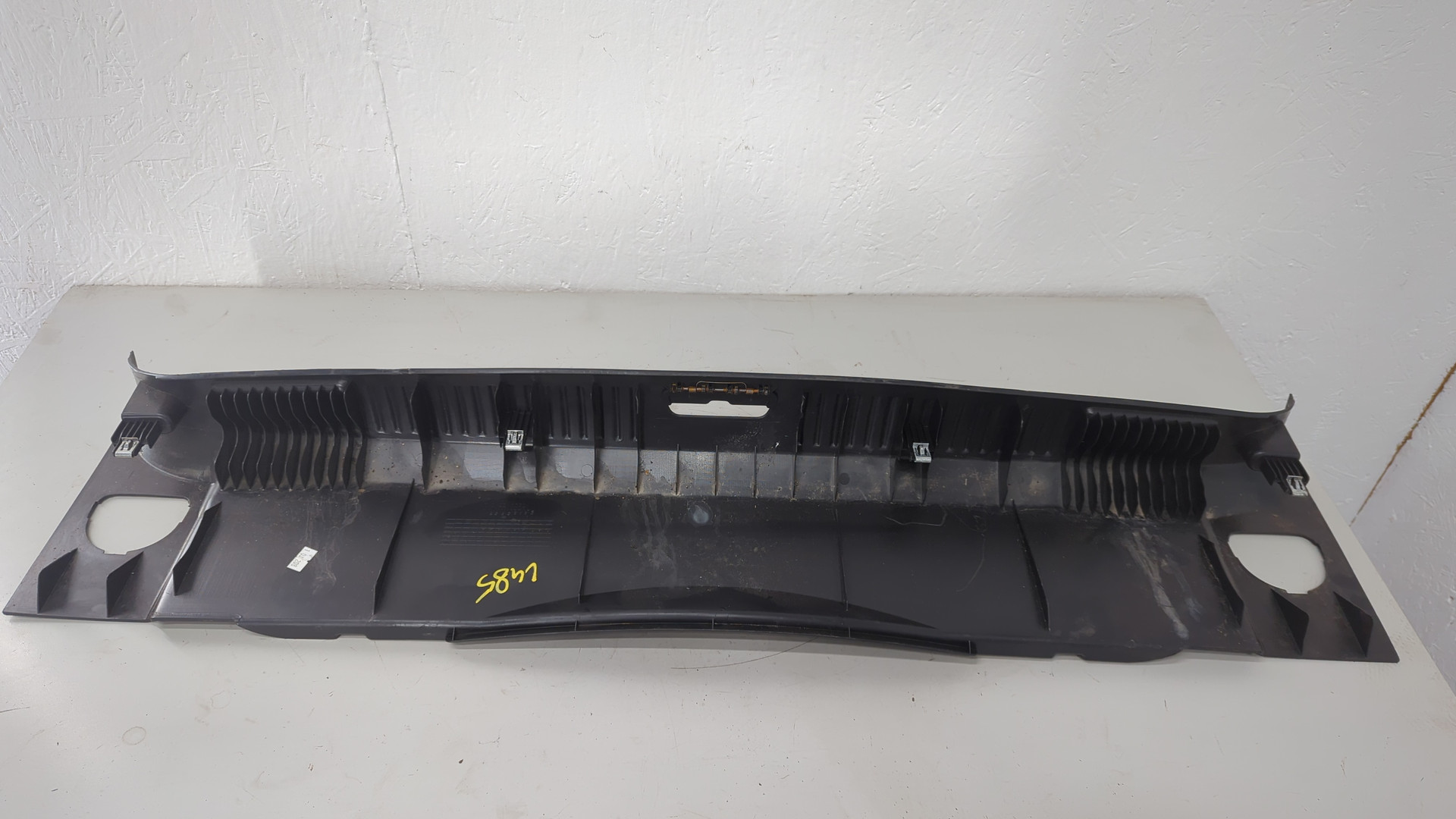 Обшивка двери багажника